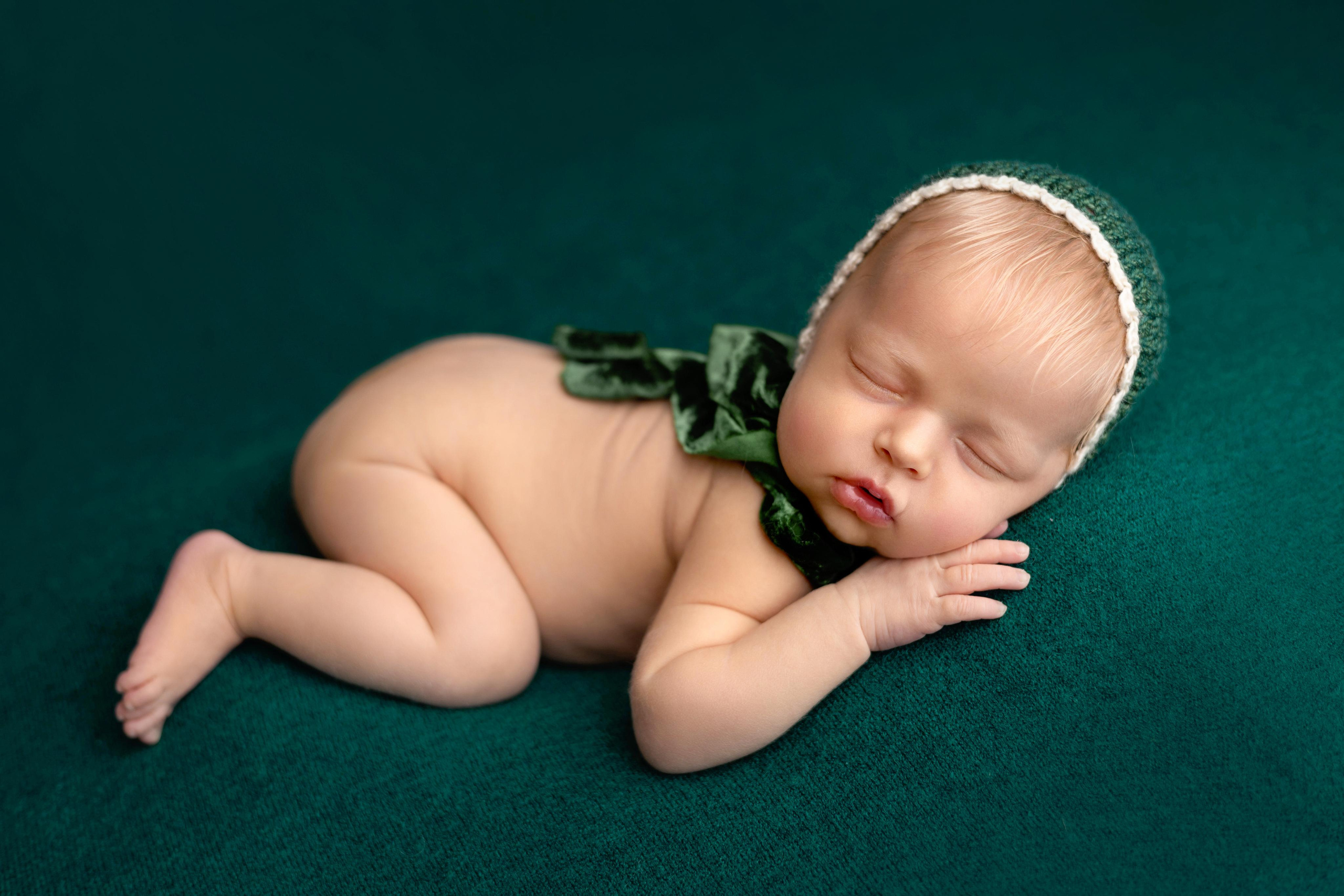 Фотосъемка новорожденной девочки Вероники. Фотограф новорожденных Москва. Ньюборн фотограф Москва