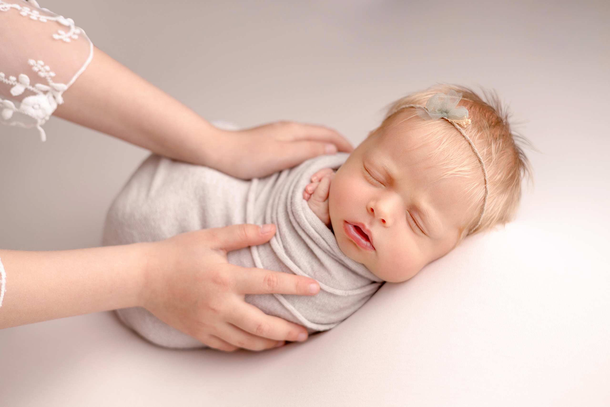 Фотосъемка новорожденной девочки Вероники. Фотограф новорожденных Москва. Ньюборн фотограф Москва