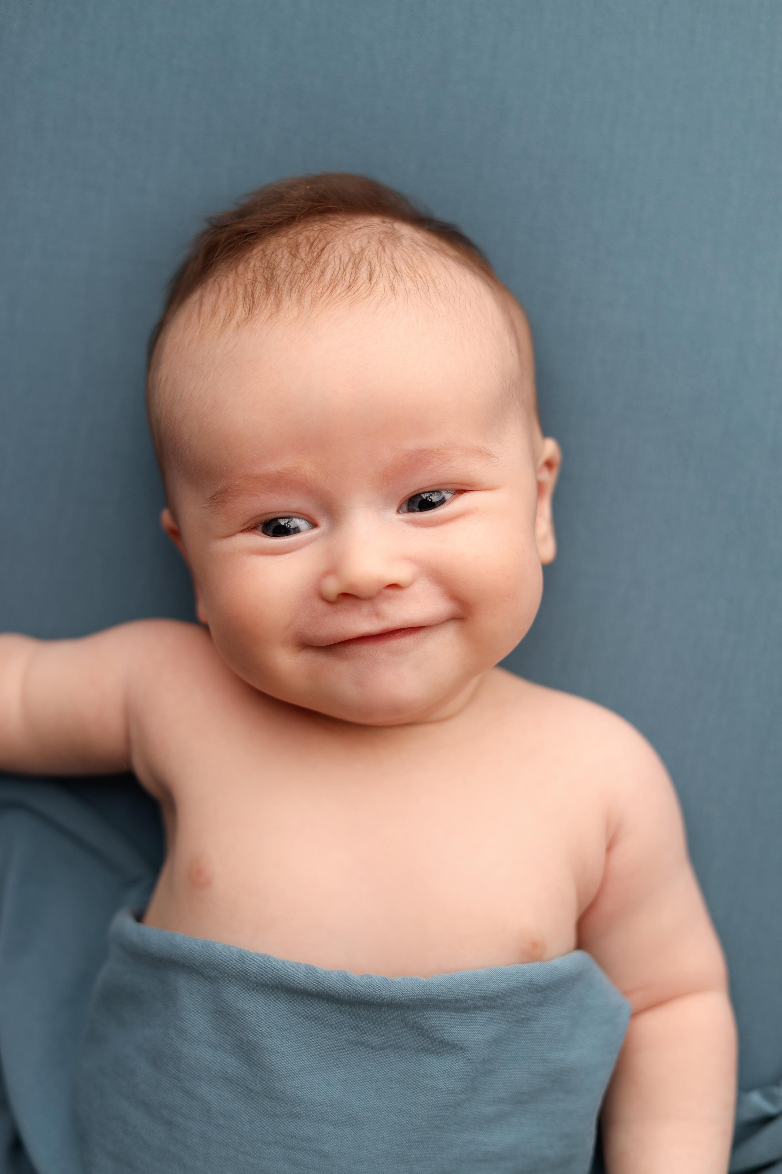 Ньюборн съемка мальчика Левы, 3 месяца. Фотограф новорожденных Москва. Ньюборн фотограф Москва