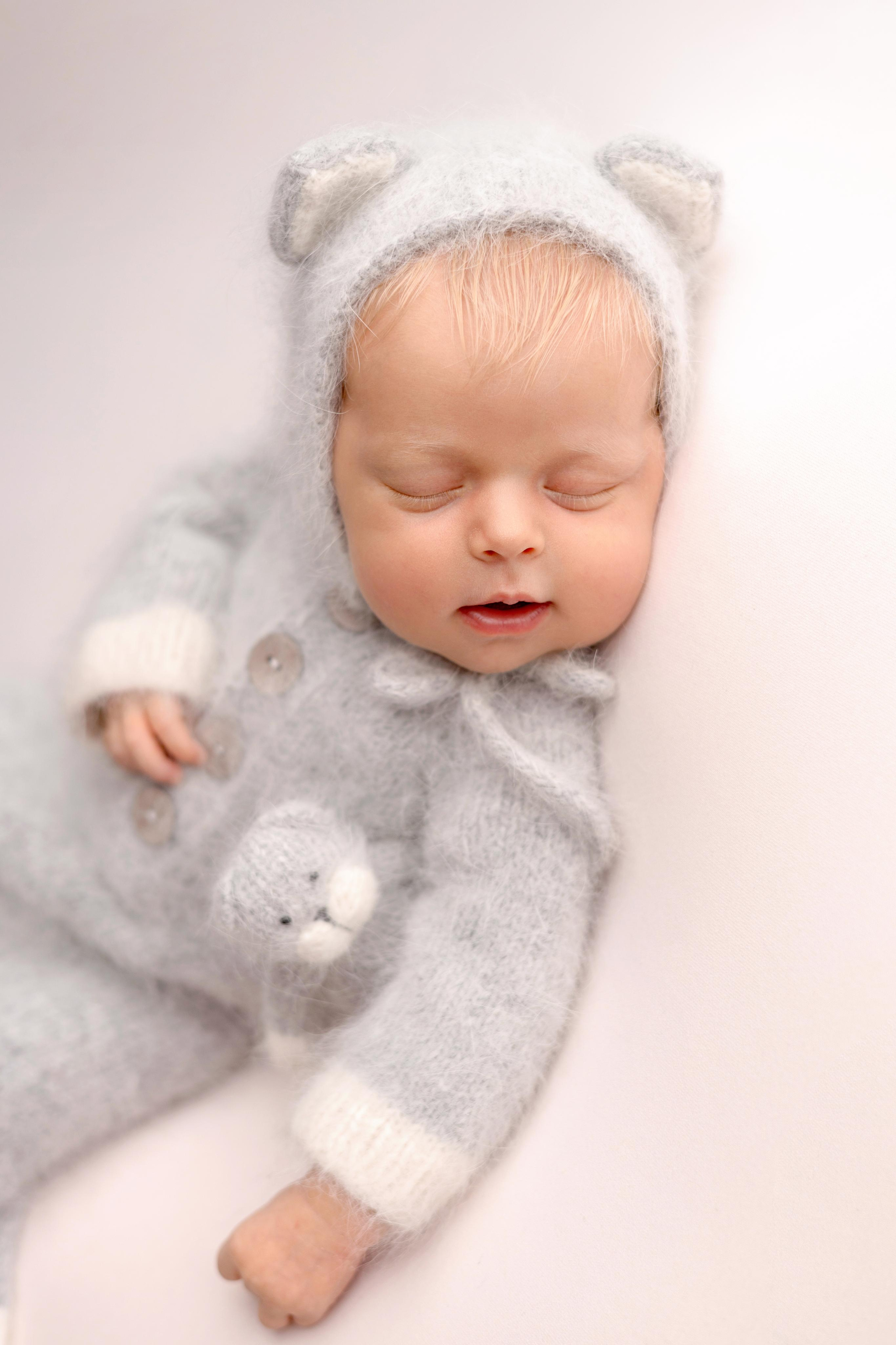 Фотосъемка новорожденной девочки Вероники. Фотограф новорожденных Москва. Ньюборн фотограф Москва