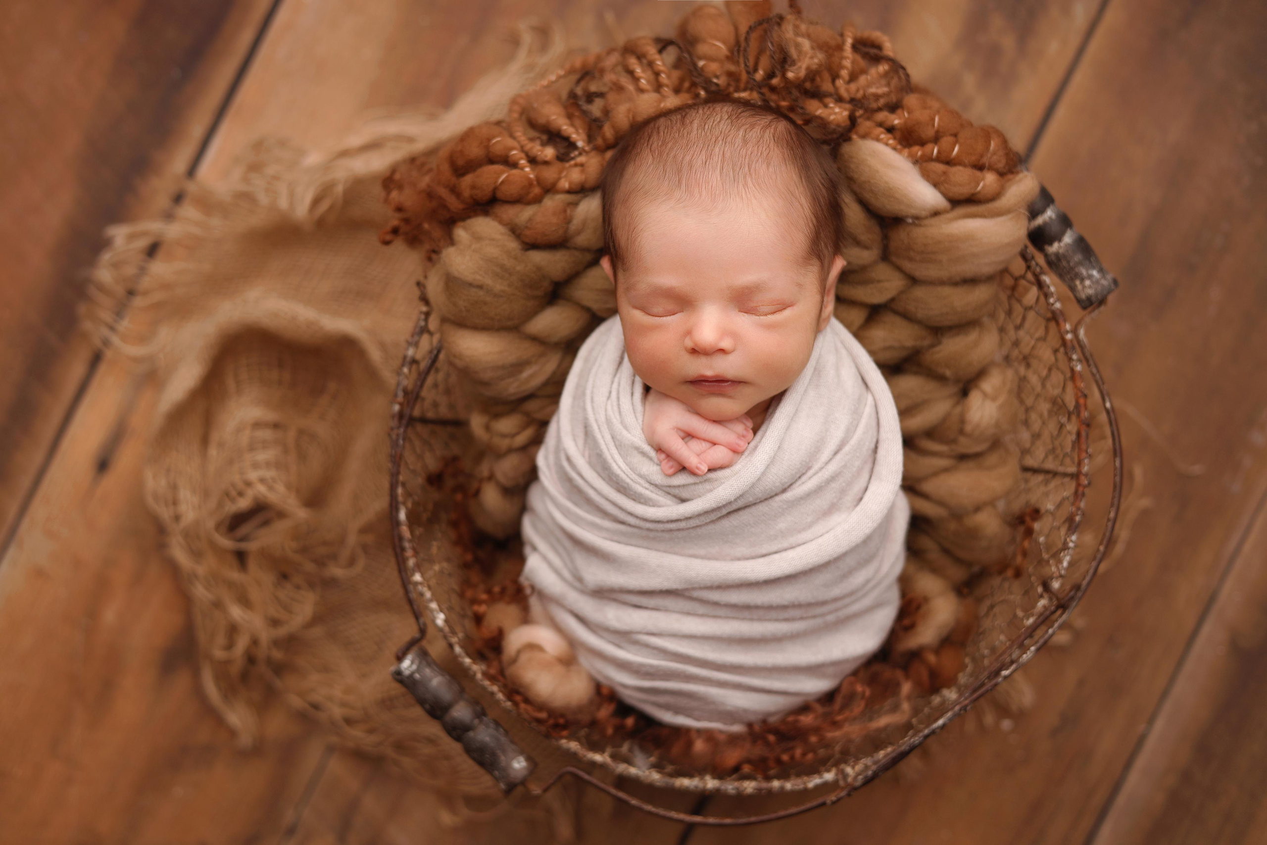 Ньюборн фотосессия Мишеньки. Фотограф новорожденных Москва. Ньюборн фотограф Москва