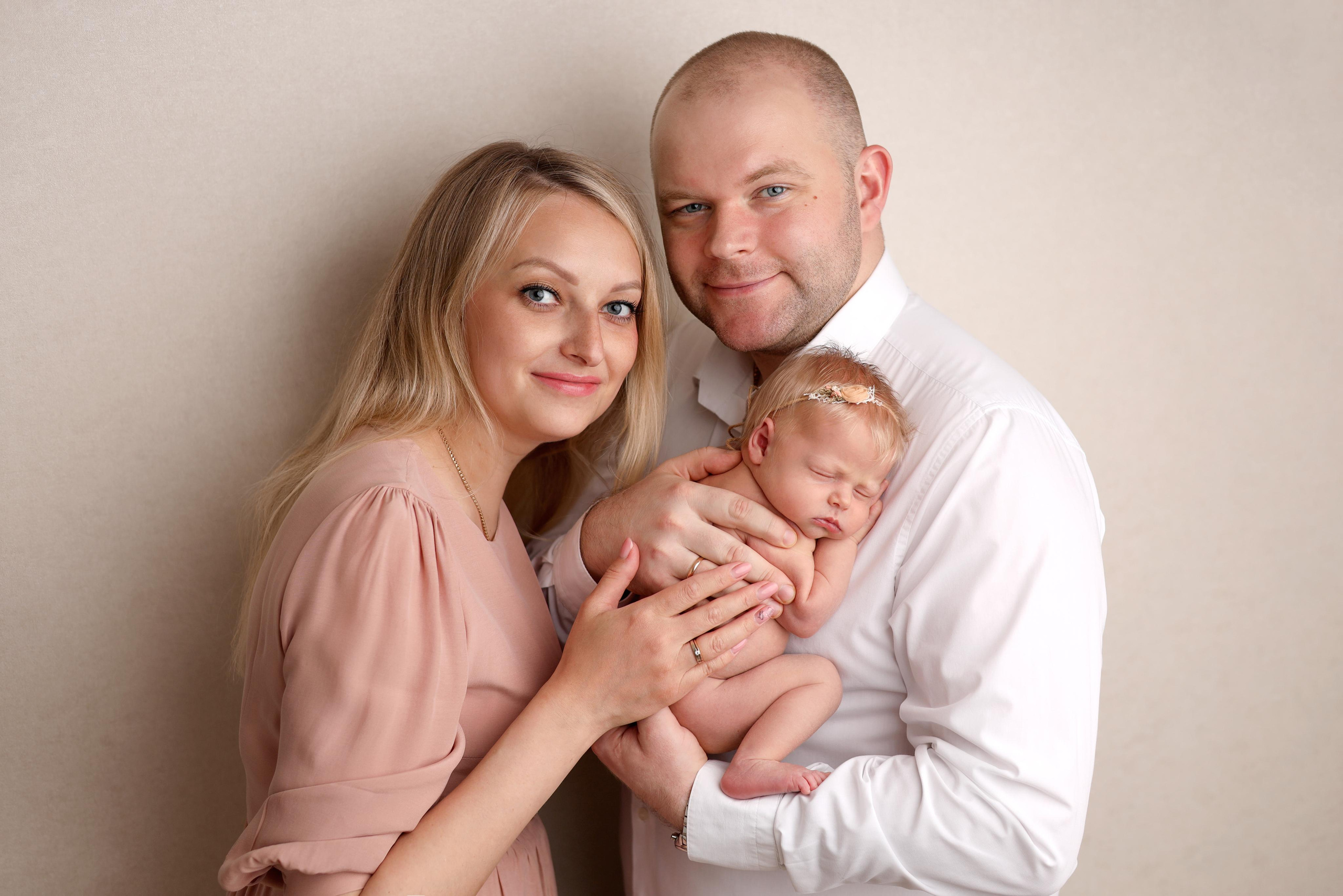 Фотосъемка новорожденной девочки Вероники. Фотограф новорожденных Москва. Ньюборн фотограф Москва