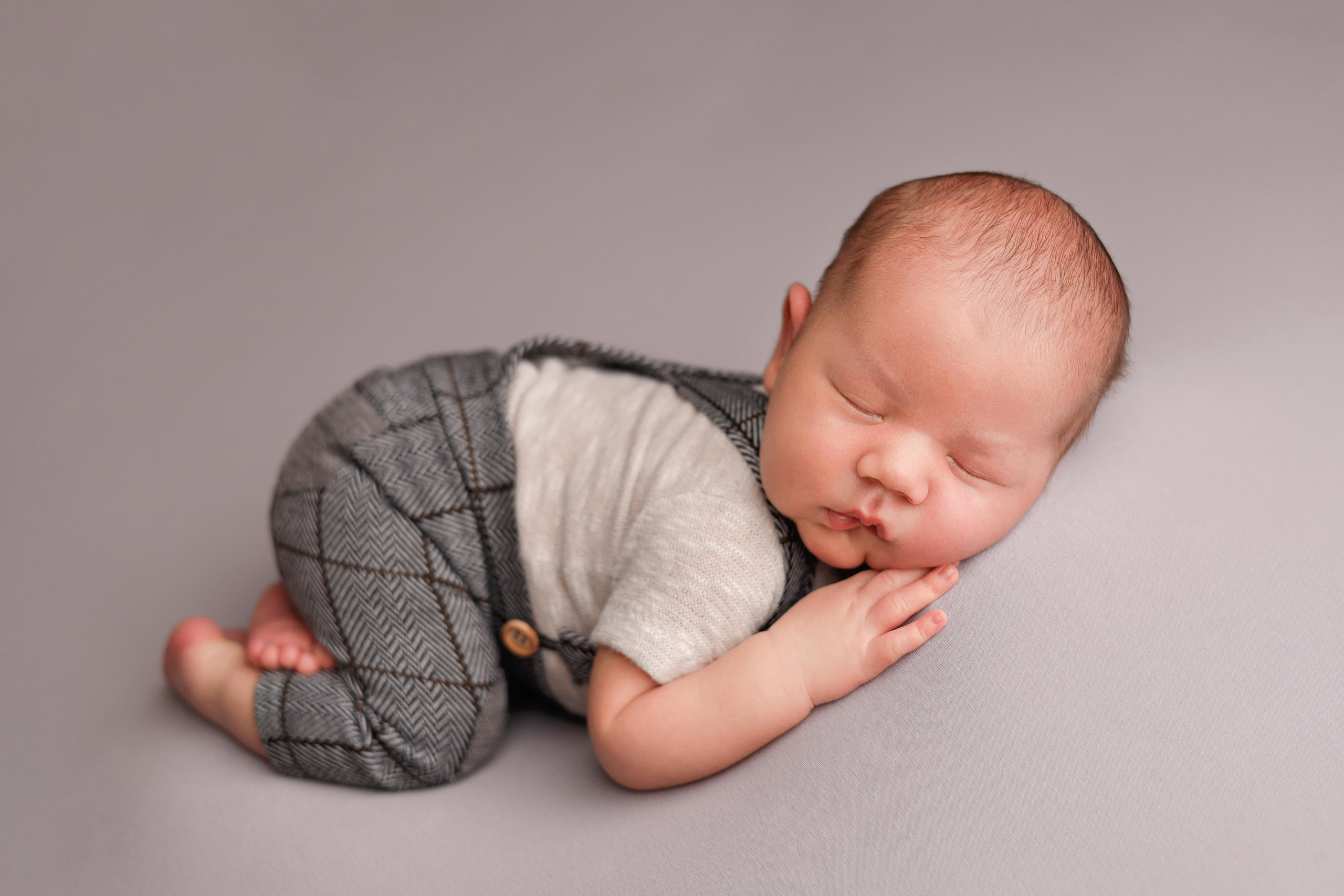 Ньюборн съемка Давида, оптимальный пакет. Фотограф новорожденных Москва. Ньюборн фотограф Москва