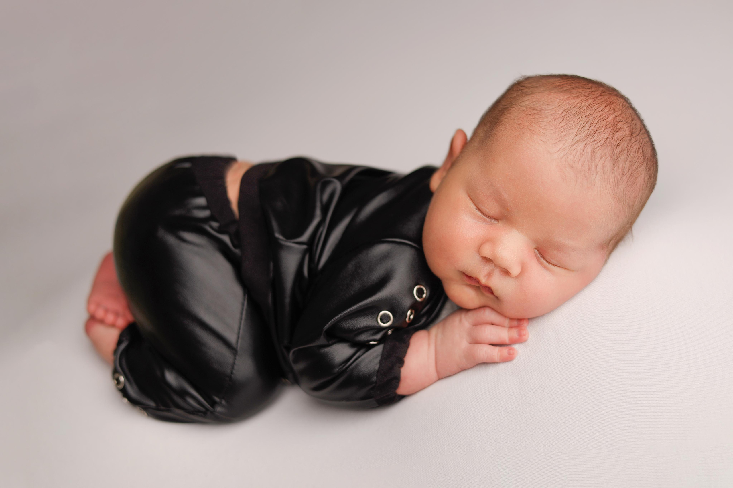 Ньюборн съемка Давида, оптимальный пакет. Фотограф новорожденных Москва. Ньюборн фотограф Москва