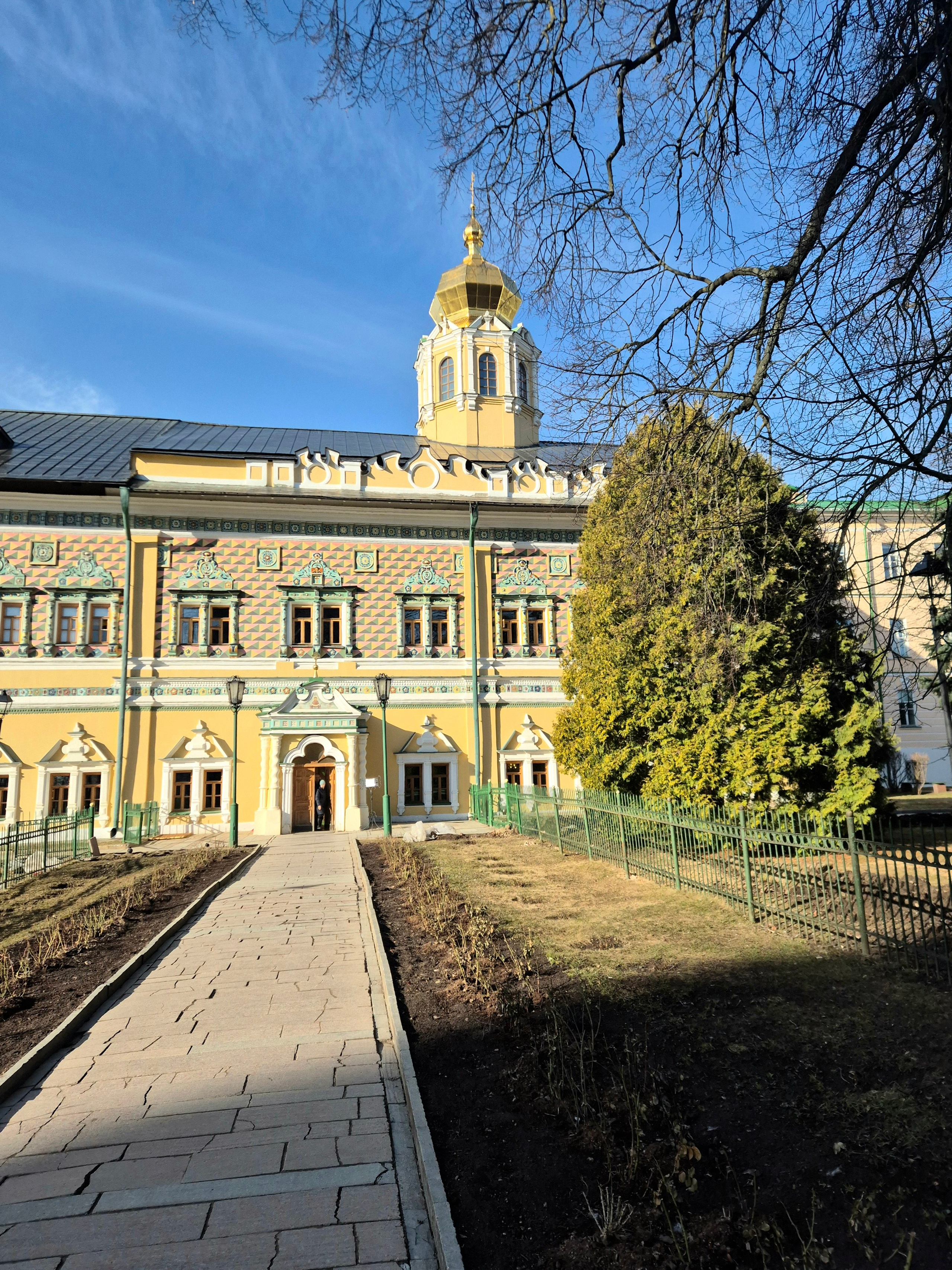 Сейчас оно открыто для посещений и в здании размещается музей