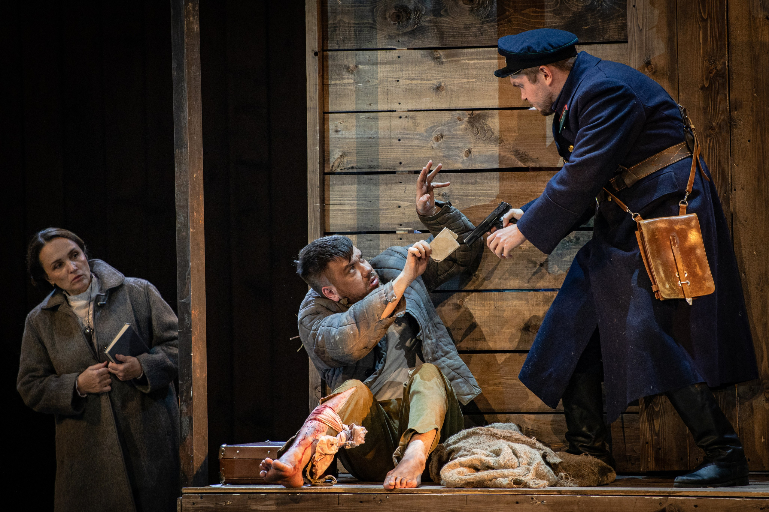 Эшелон_Чехов Центр. Фотограф. г. Южно-Сахалинск. Олег Толстов