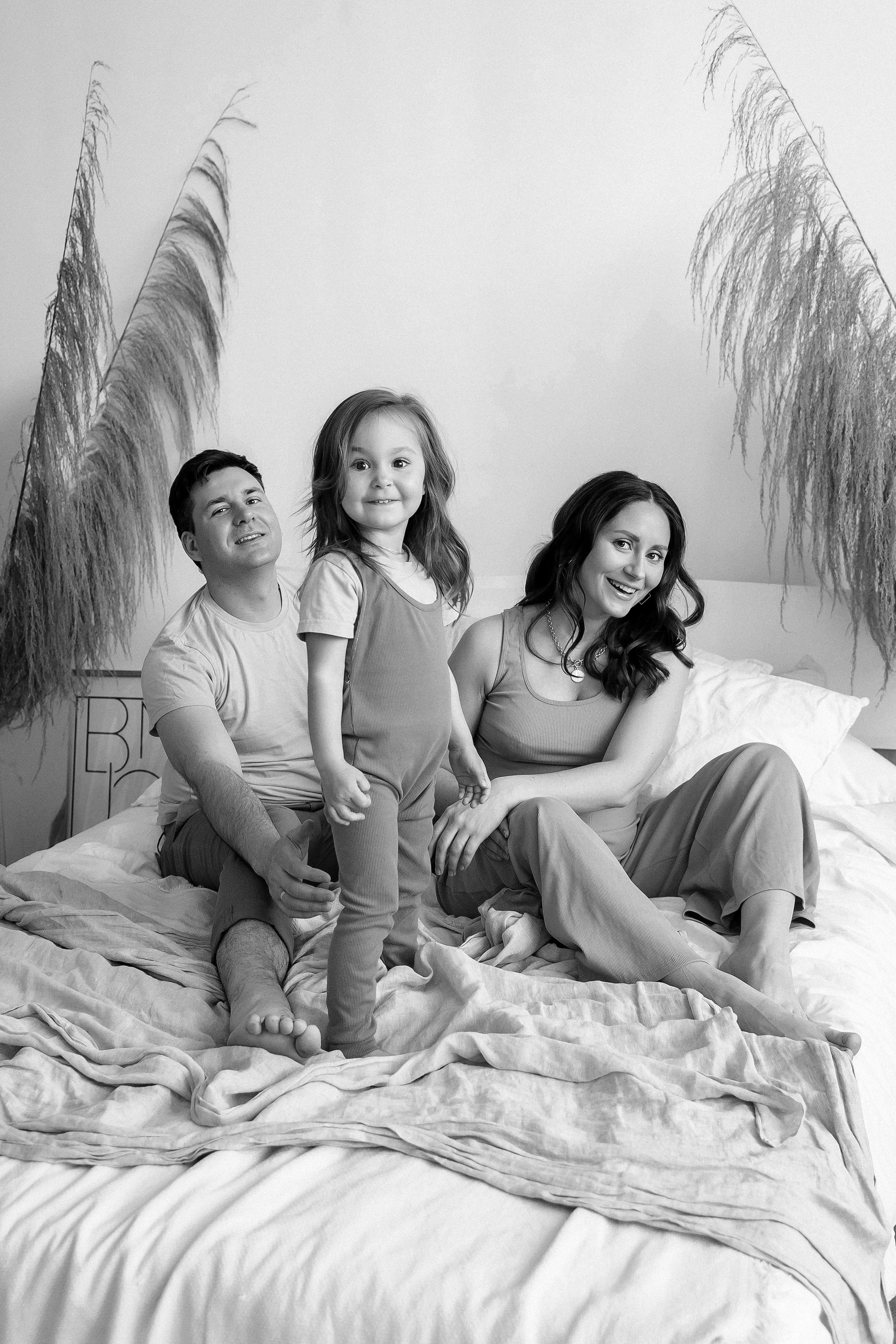 Андрей, Алёна и Анечка. Свадебный фотограф в Москве Яна Деньгина