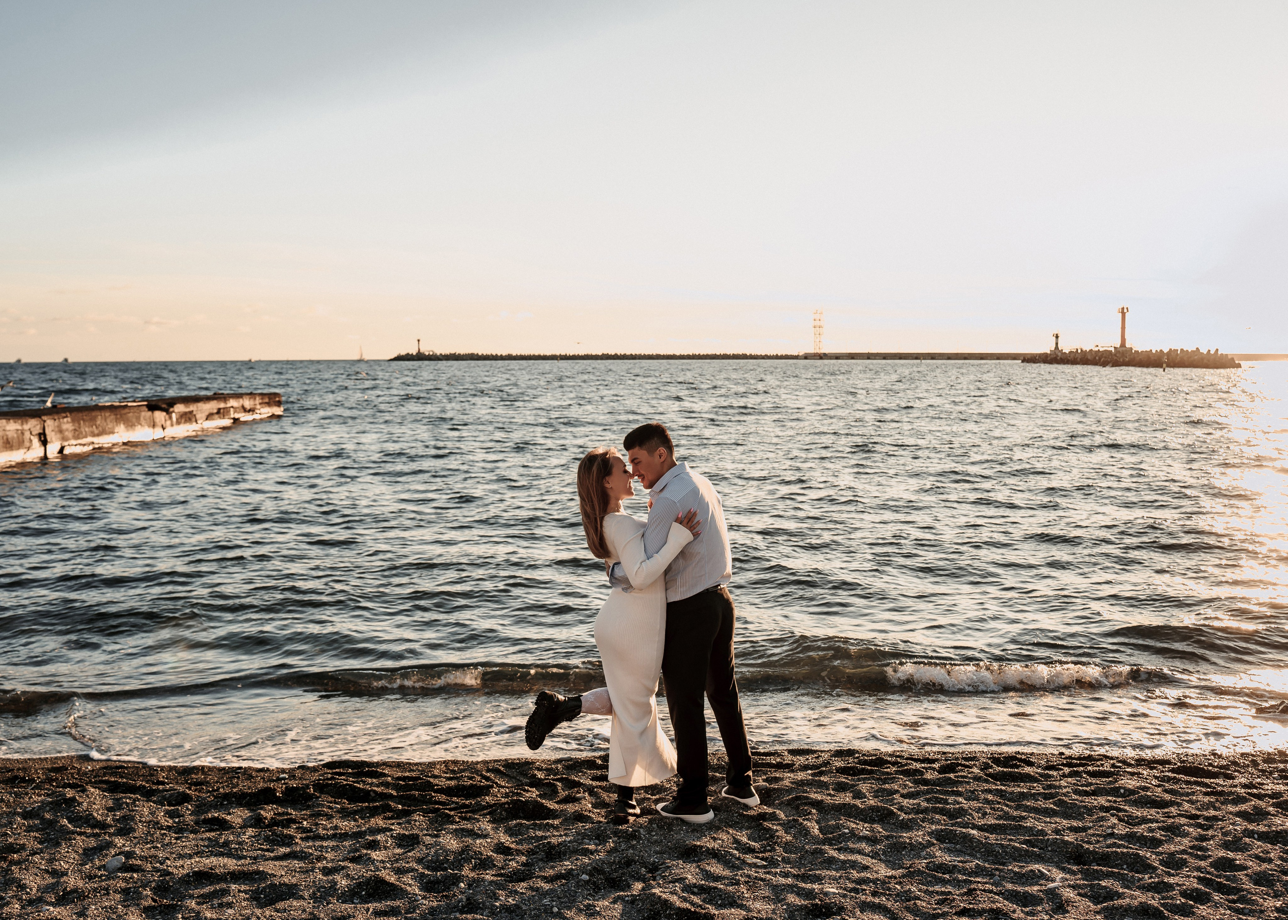 Лав стори фотосессия у моря и в горах в Сочи, Адлере и Красной Поляне. Алина Бернд — свадебный и индивидуальный фотограф в Сочи и Адлере
