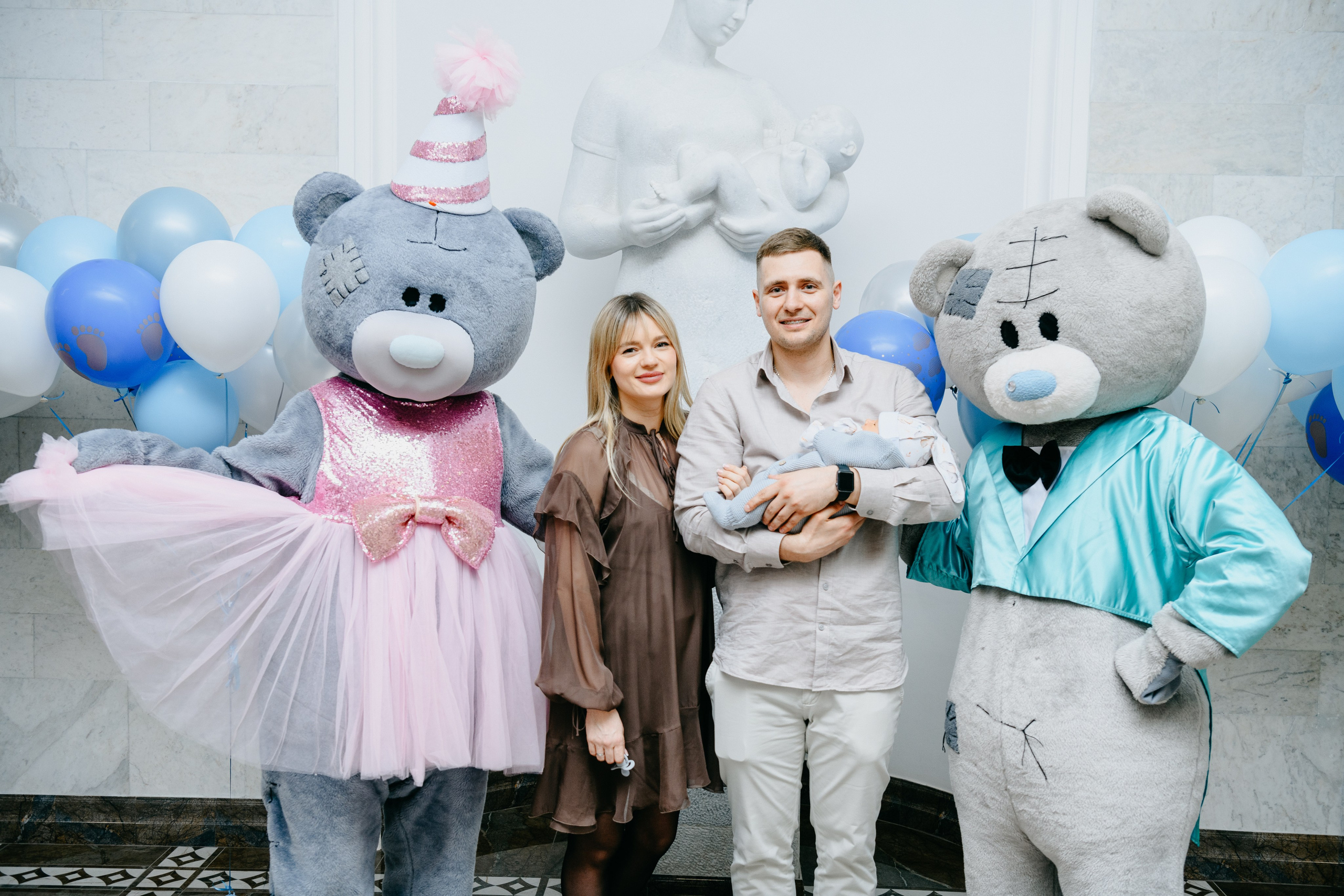 Выписка Владимира. Снегиревка. Фотограф на выписку из роддома в Москве и МО