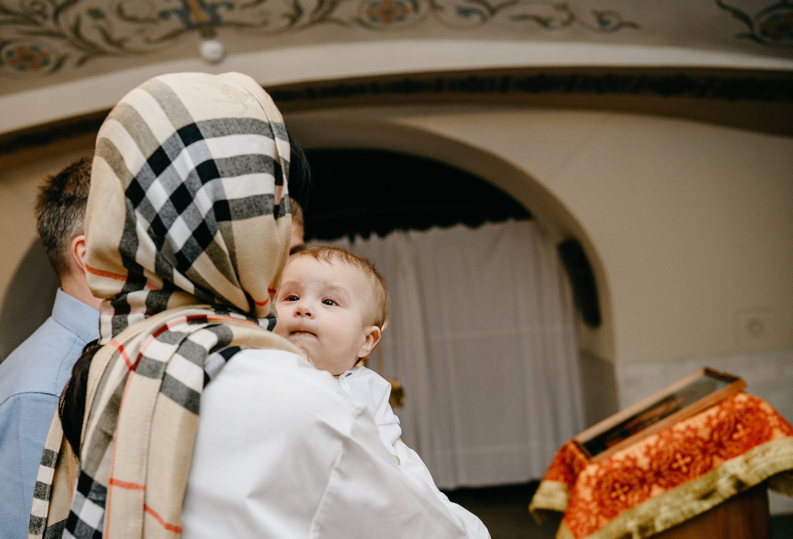Крещение Александра. Фотограф на выписку из роддома в Москве и МО