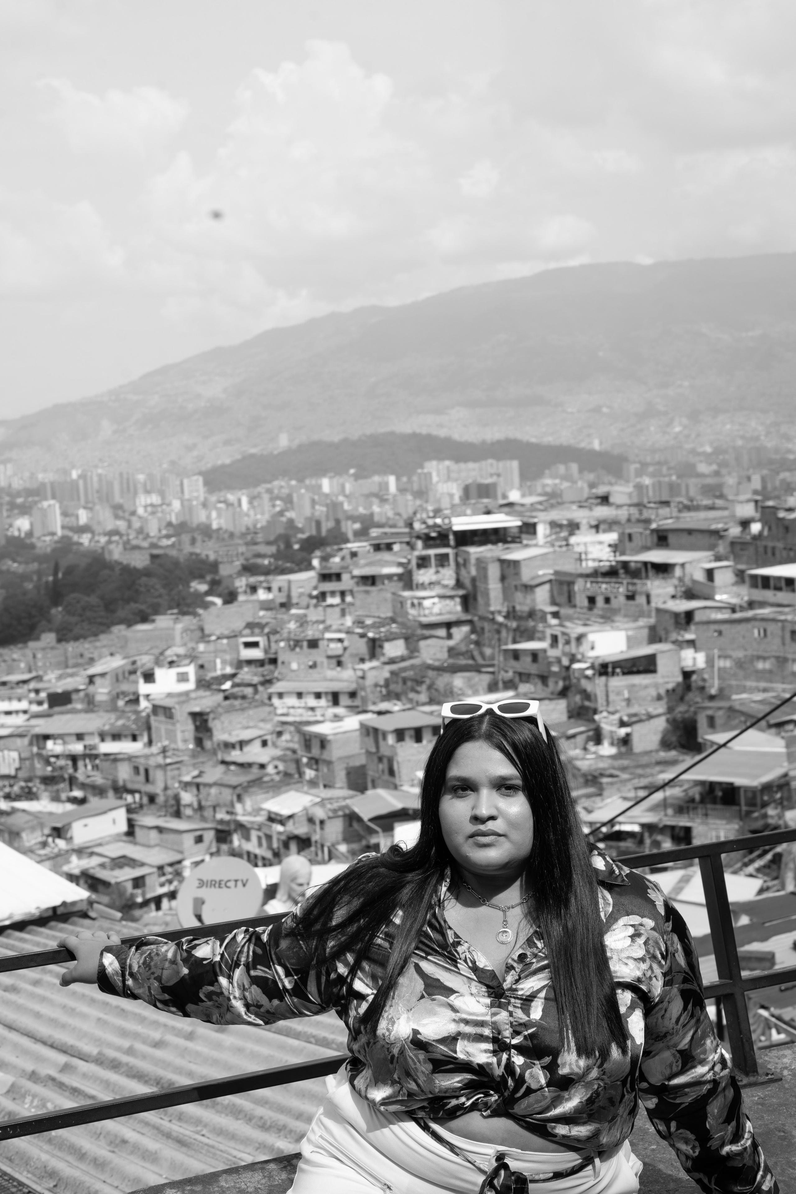 Jess in Communa 13. Wedding Photographer in Barcelona and Medellin