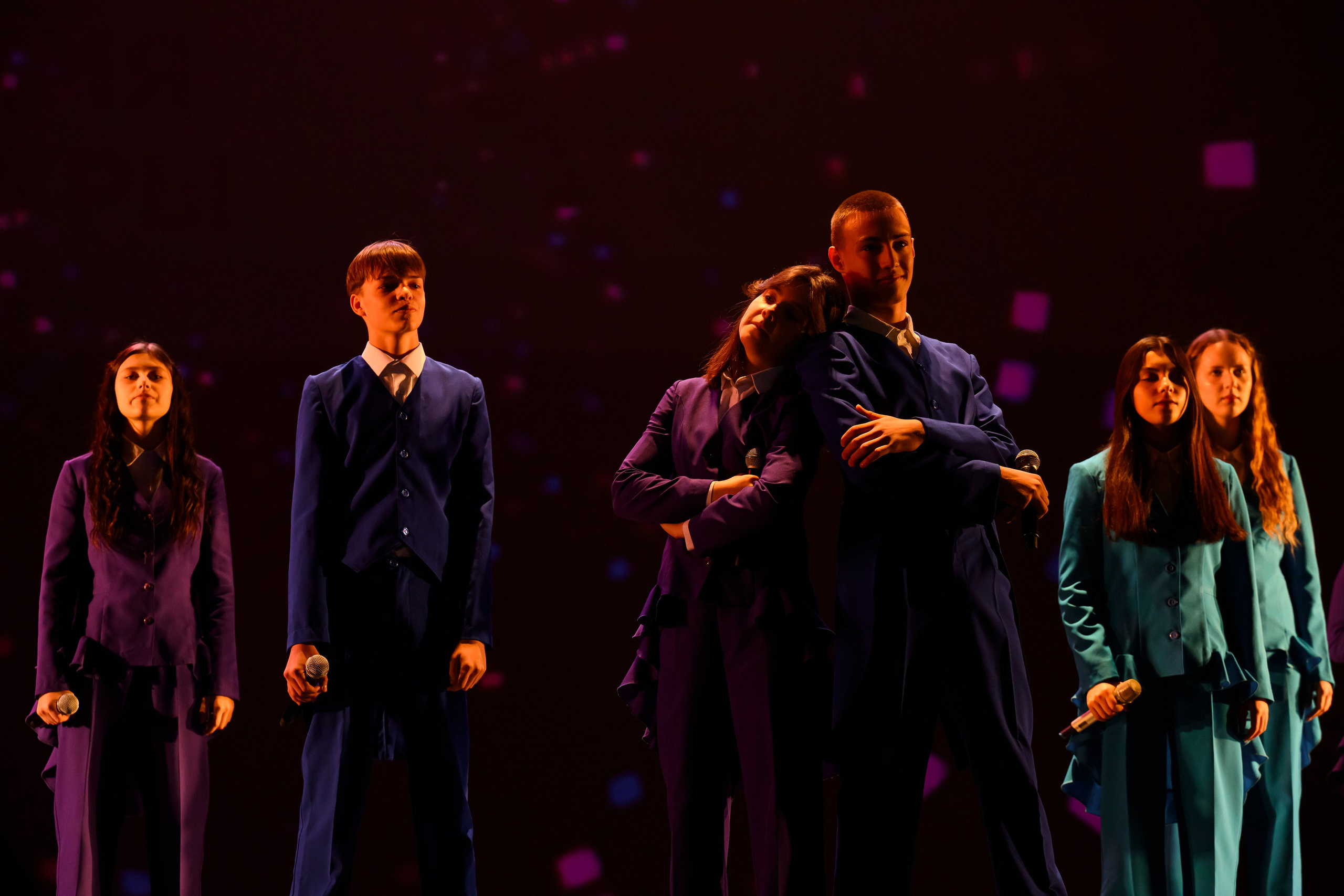 23 апреля, часть 1, БКЗ Октябрьский, г. Санкт-Петербург. Золотое яблочко