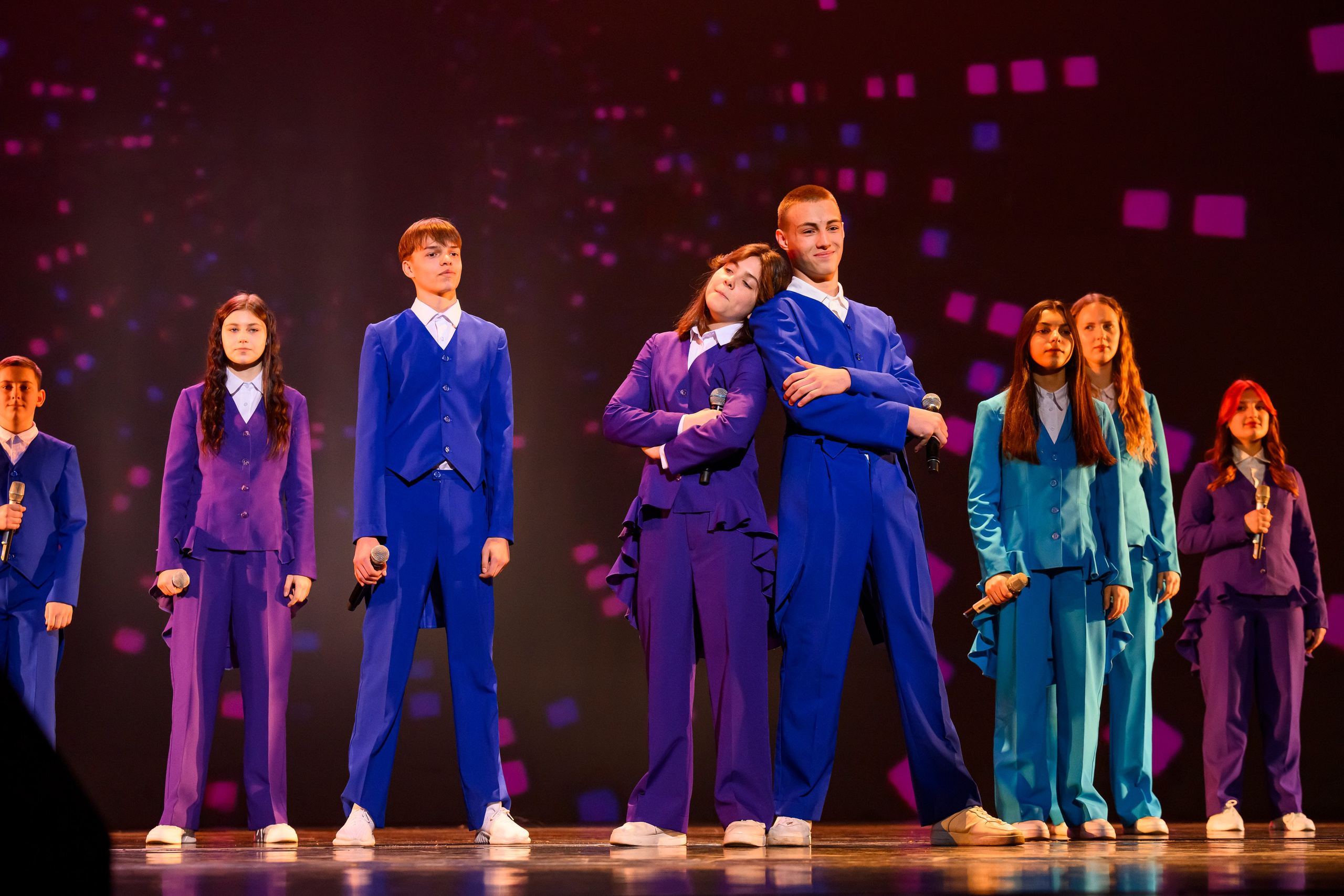 23 апреля, часть 1, БКЗ Октябрьский, г. Санкт-Петербург. Золотое яблочко