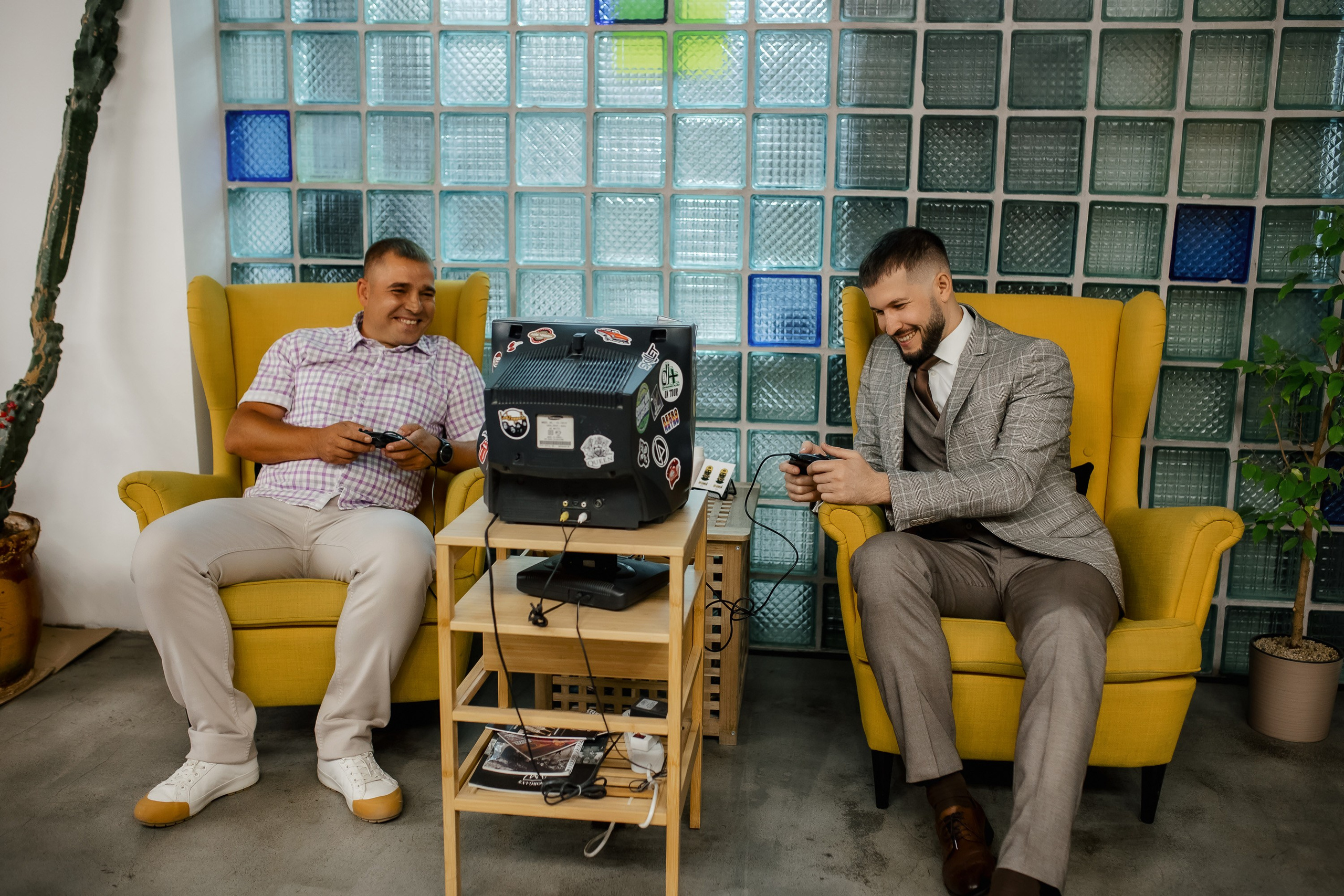 Степан и Ульяна. Утро. Загс. Прогулка. Дождь и солнце. Свадебный фотограф в Хабаровске