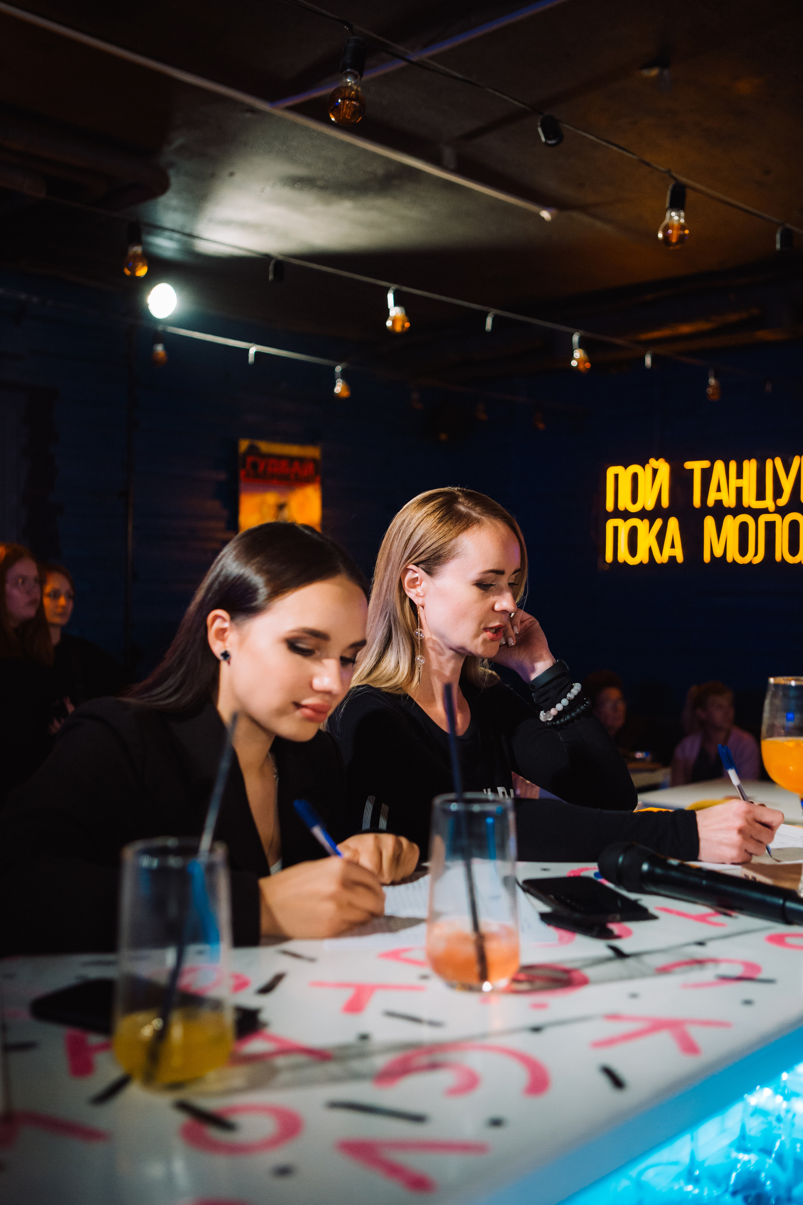 Выпускной Школы Ведущих. Свадебный Фотограф Чита Малахов Филипп