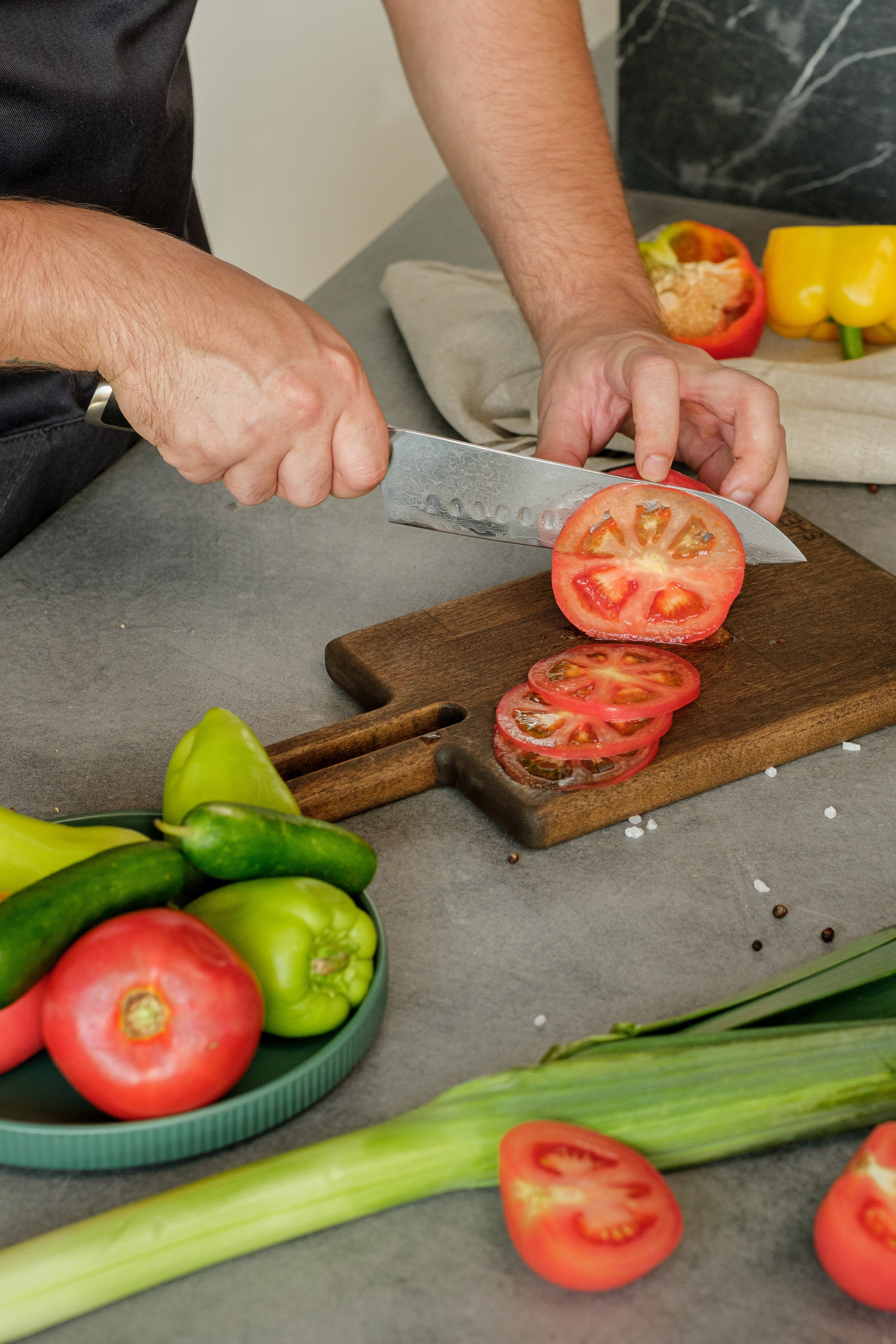 Съемка ножей для маркетплейсов в СПб. Фотосессия для маркетплейсов