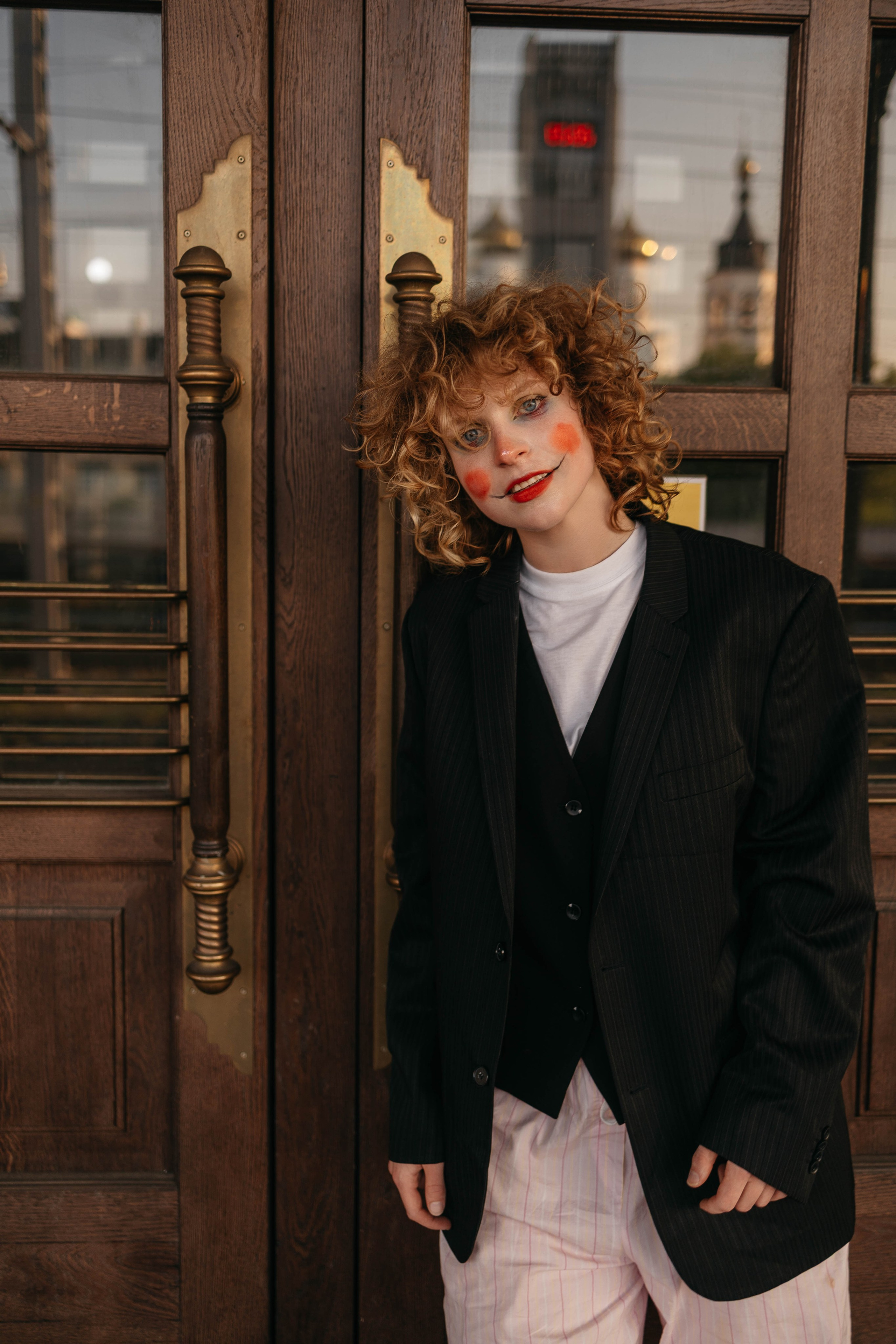 Закат на ЖД вокзале. Лиза. Фотограф в Твери Лагодная Яна