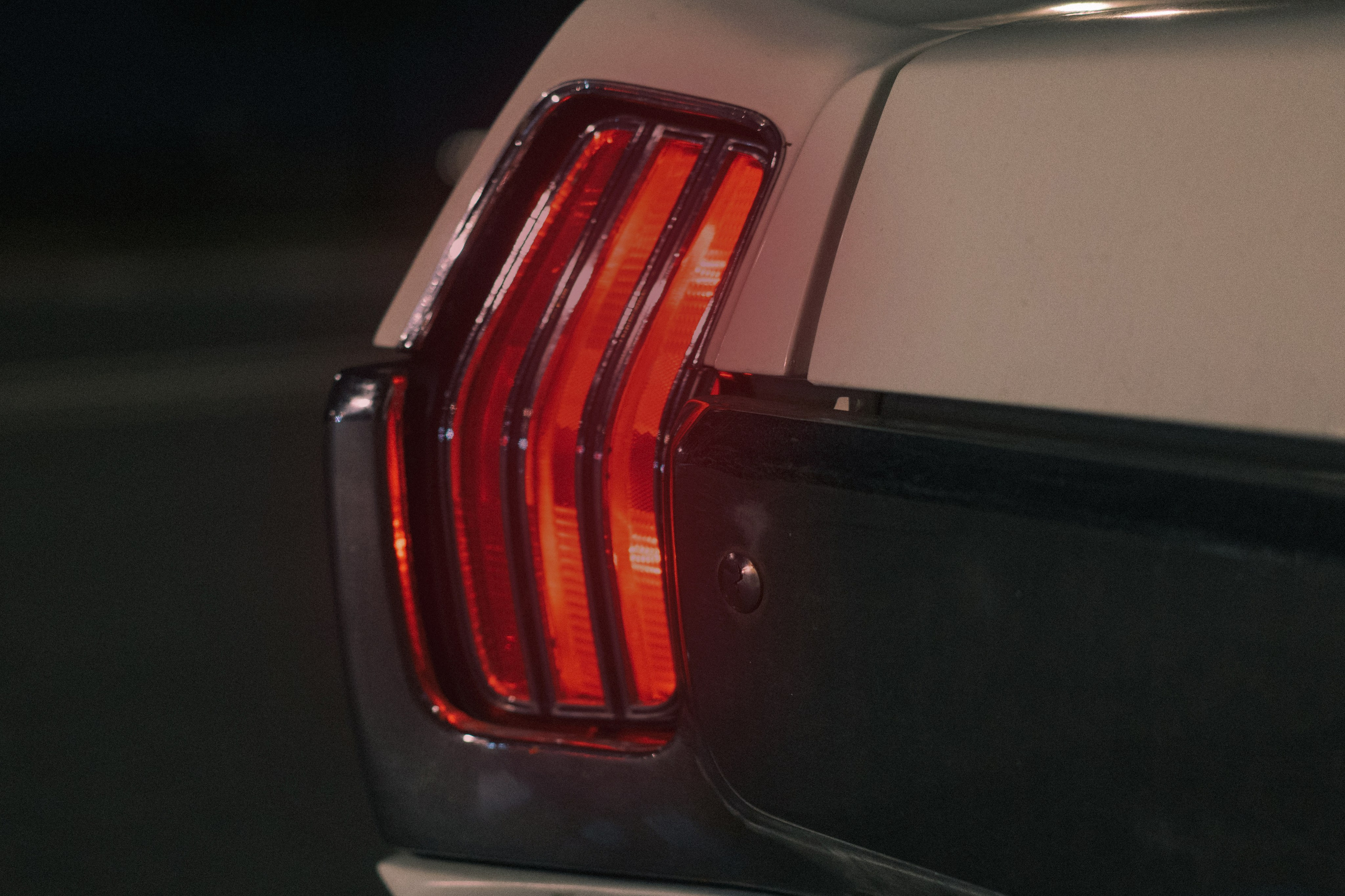 фонарь старого автомобиля 