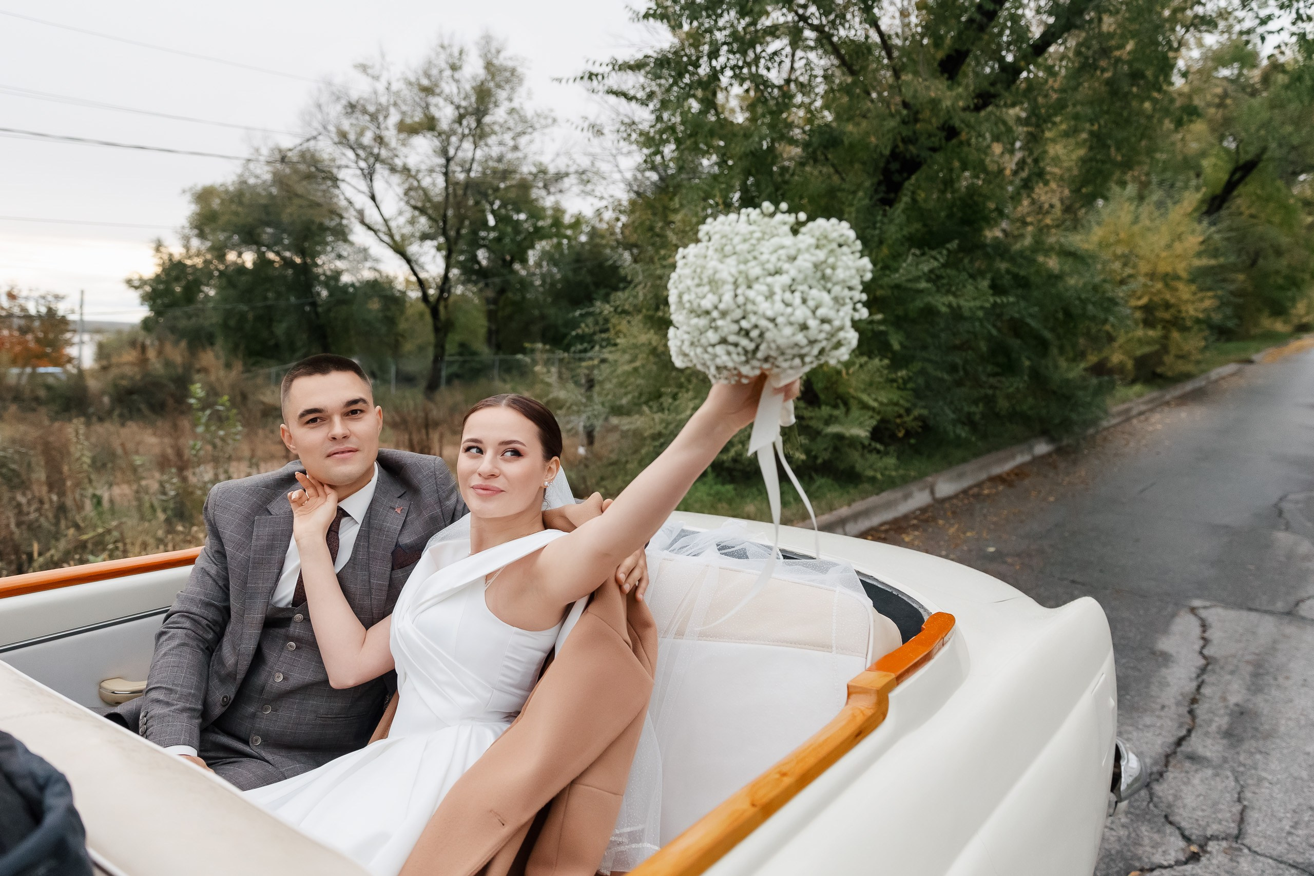 Сборы Sopka. Ретро Волга.Валентина и Иван. Свадебный фотограф в Хабаровске
