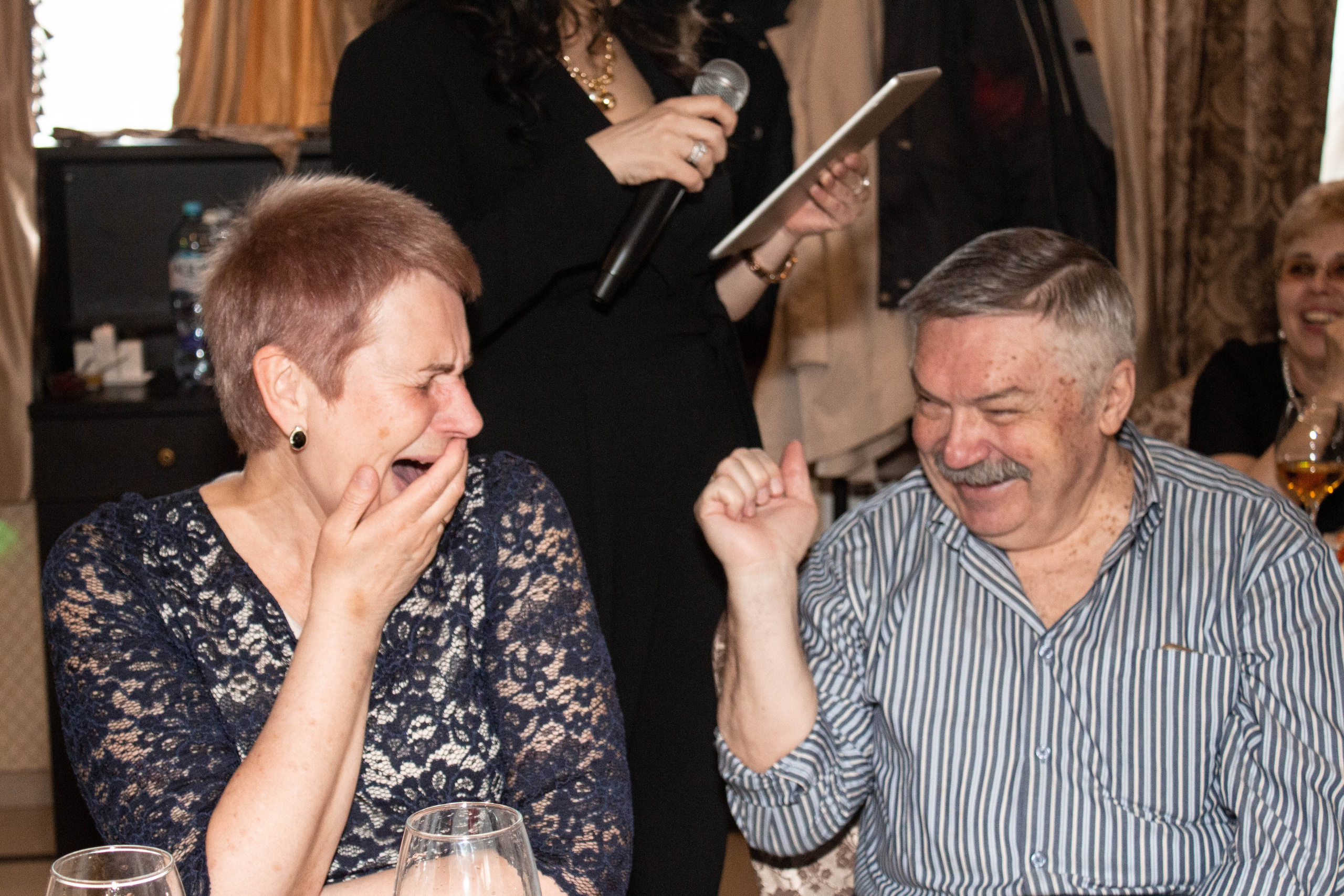 Эмоции гостей. Виктория Шишкова свадебный фотограф Москва и МО (Балашиха, Щелково)