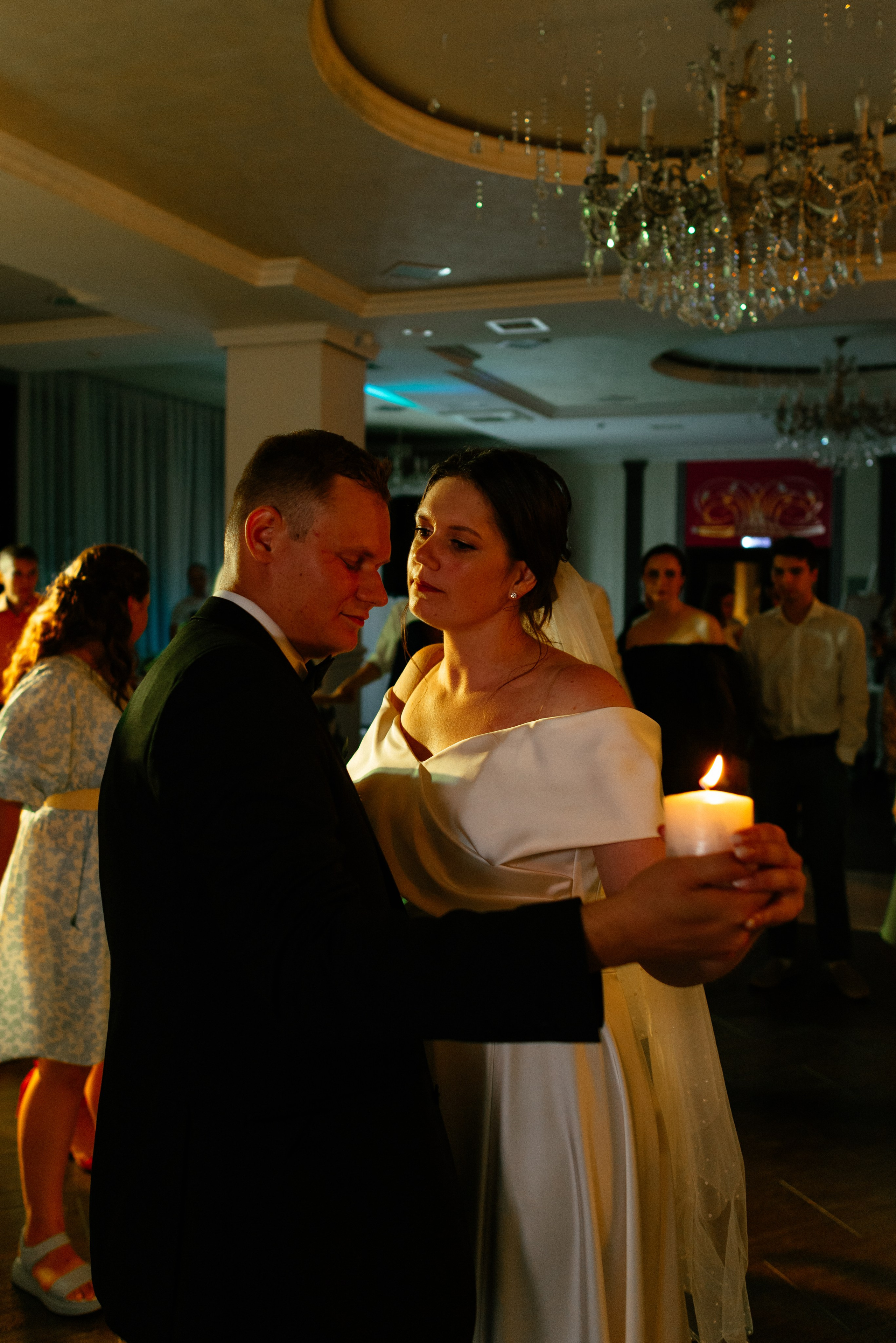 первый танец молодоженов