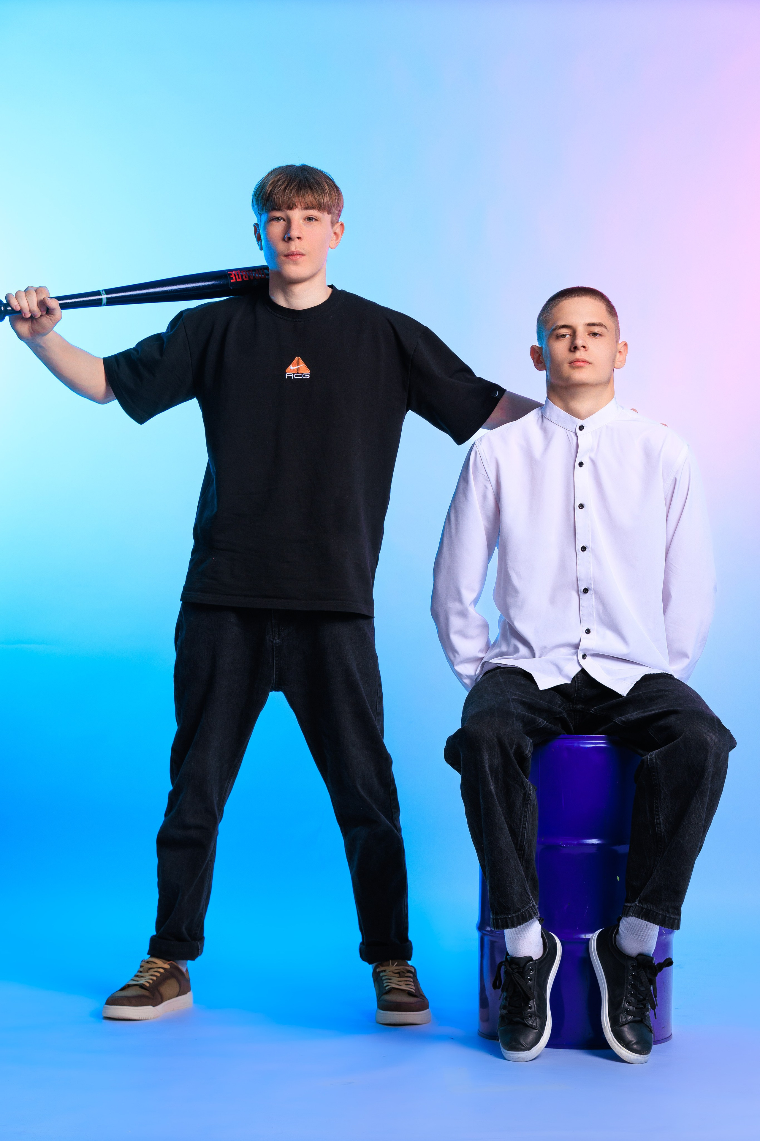 Смотреть фотки в фотостудии. Выпускные альбомы Геленджик, Новороссийск, Краснодар, Туапсе