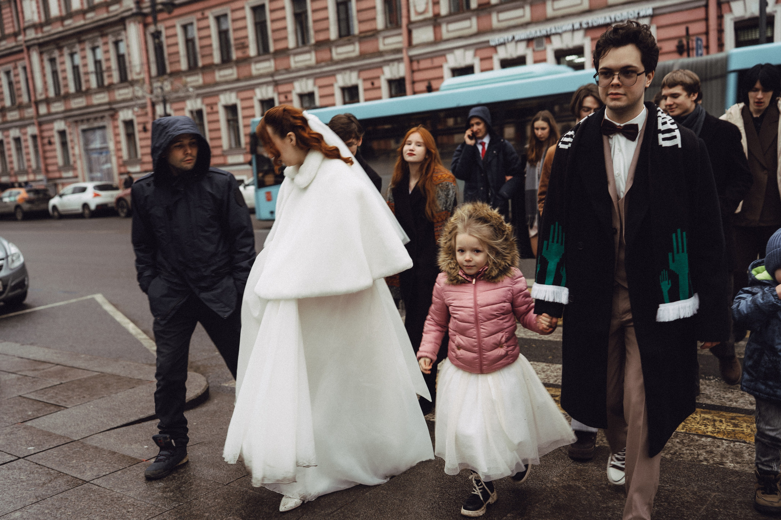 СВАДЕБНАЯ СЬЕМКА ВО ВТОРОМ ДВОРЦЕ С ГОСТЯМИ И ПРОГУЛКА В ТАВРИЧЕСКОМ САДУ. Профессиональный фотограф, Санкт-Петербург — Виктория Богомолова