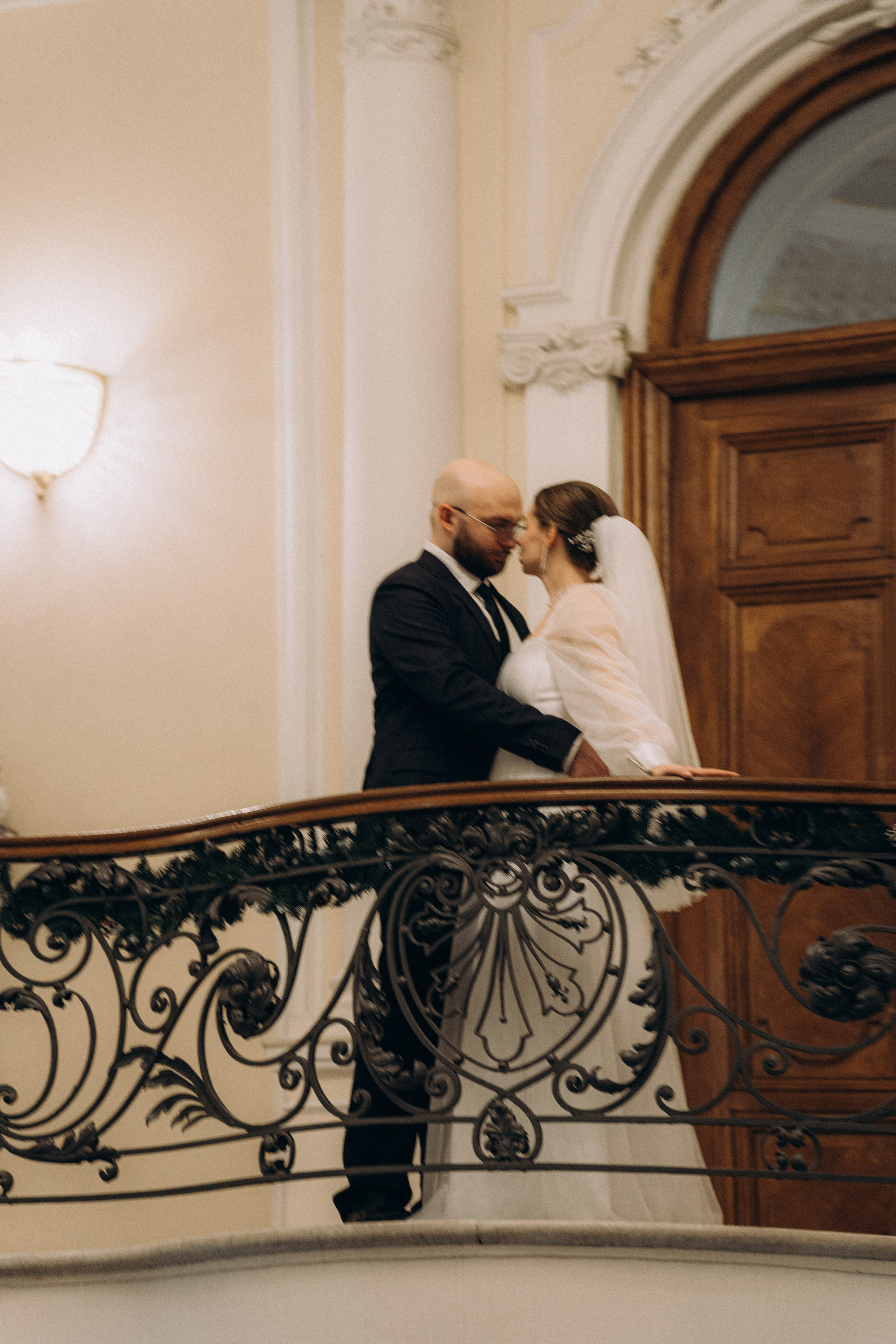 СВАДЕБНАЯ СЬЕМКА ВО ВТОРОМ ДВОРЦЕ (ДЕКАБРЬ) ТАКЖЕ СЬЕМКА В СТУДИИ НА ЧЕРНЫШЕВСКОЙ. Профессиональный фотограф, Санкт-Петербург — Виктория Богомолова