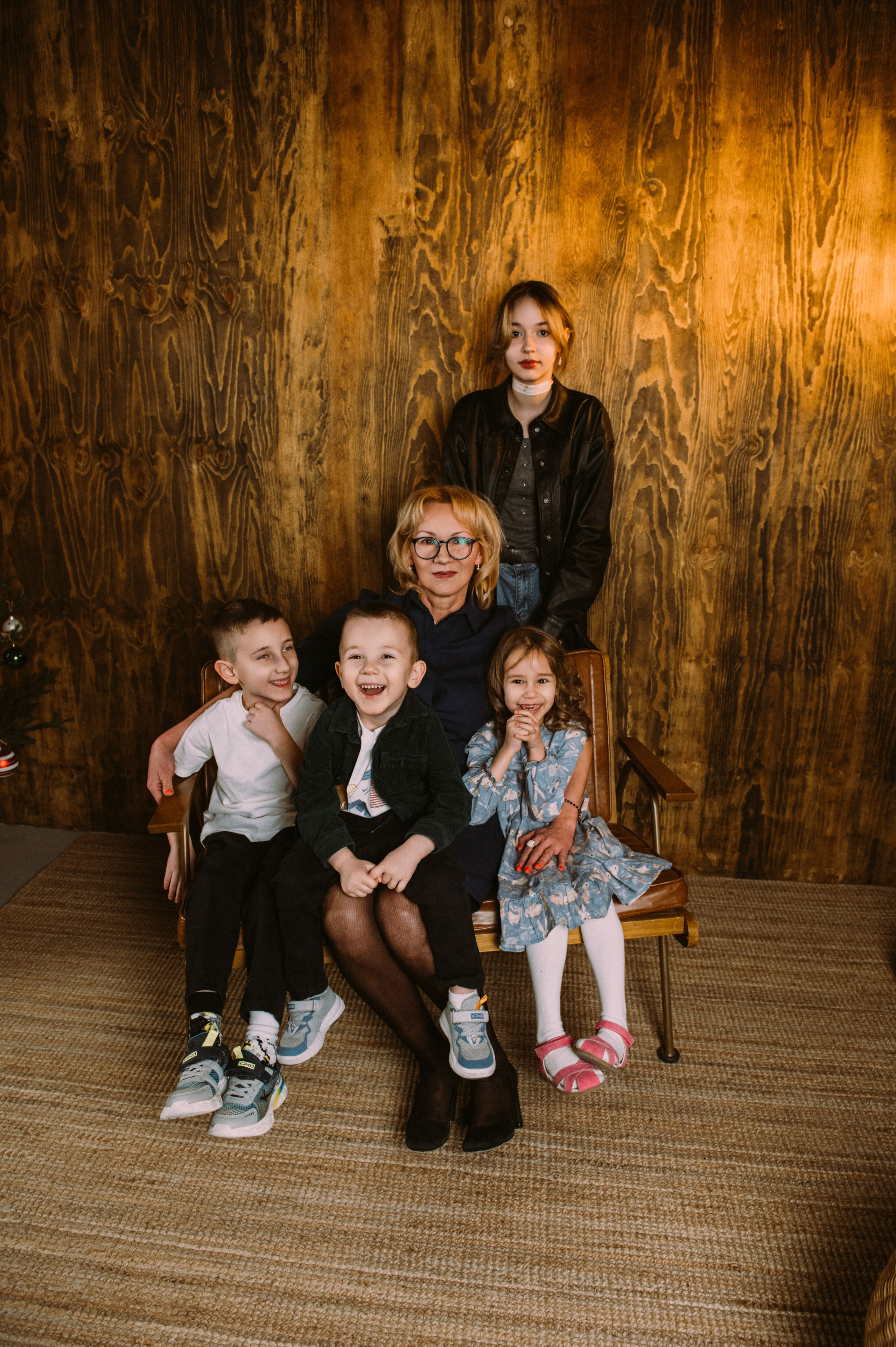 Большая семья собралась вместе на Новый год. Фотограф в Сургуте Светлана Гибадуллина