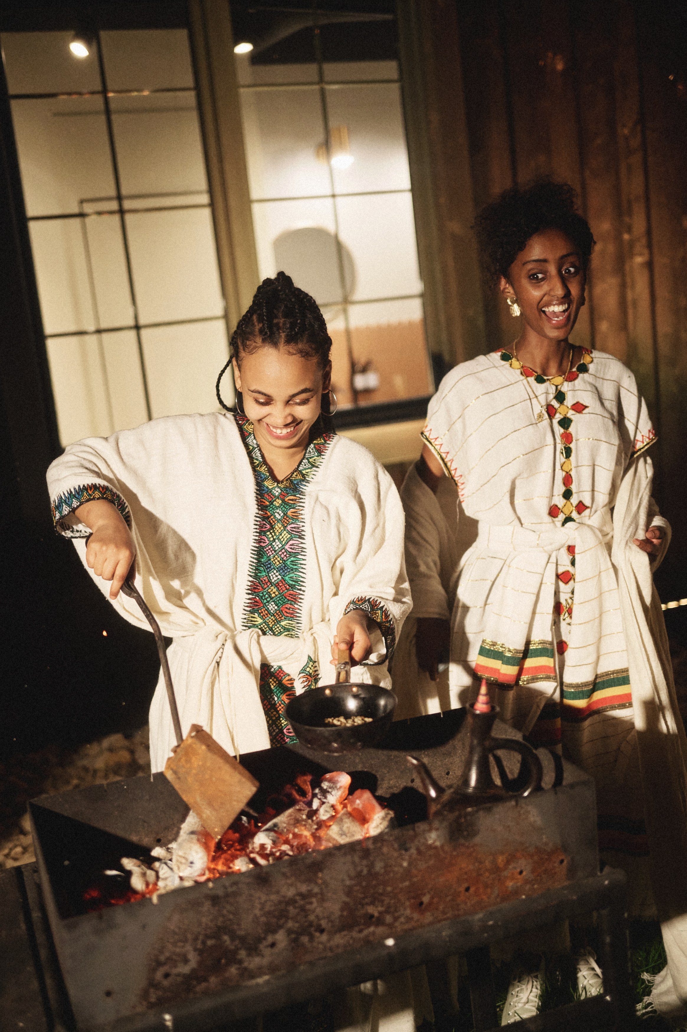 Me: nu. Sasha&Karina Photographers