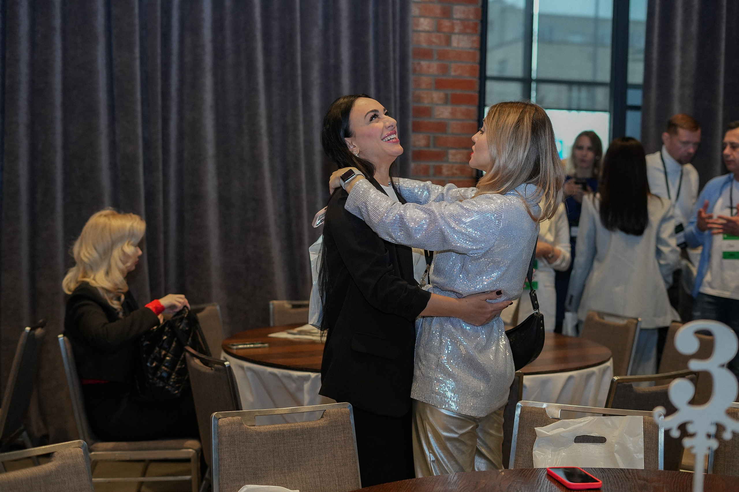 Нетворкинг 200 человек. Фотограф Волгоград Анастасия Ли