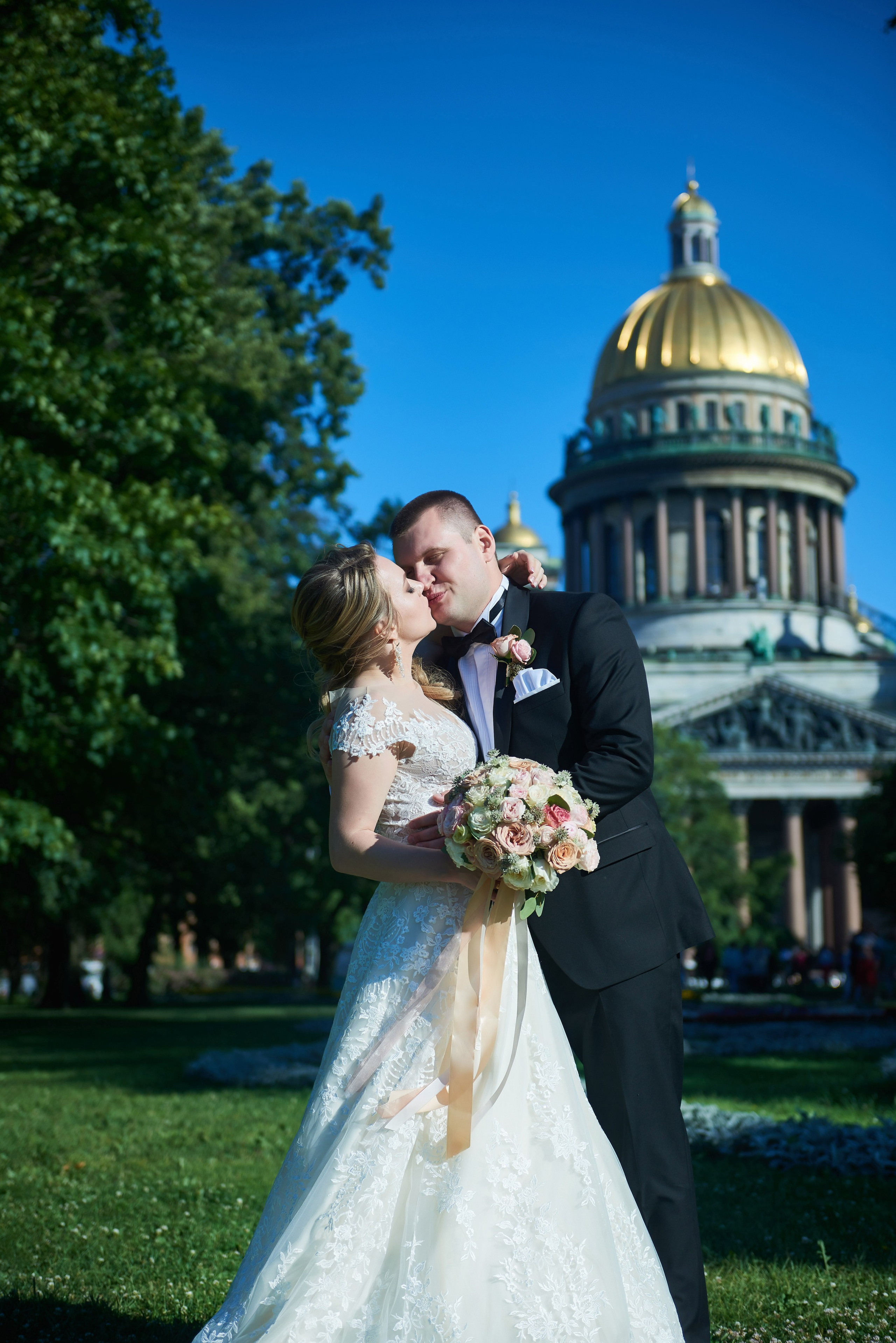 Юлия и Антон (Первый Дворец Бракосочетания, прогулка на Елагином острове). Портретный, семейный и свадебный фотограф в Санкт-Петербурге и в Пушкине Ширяев Денис