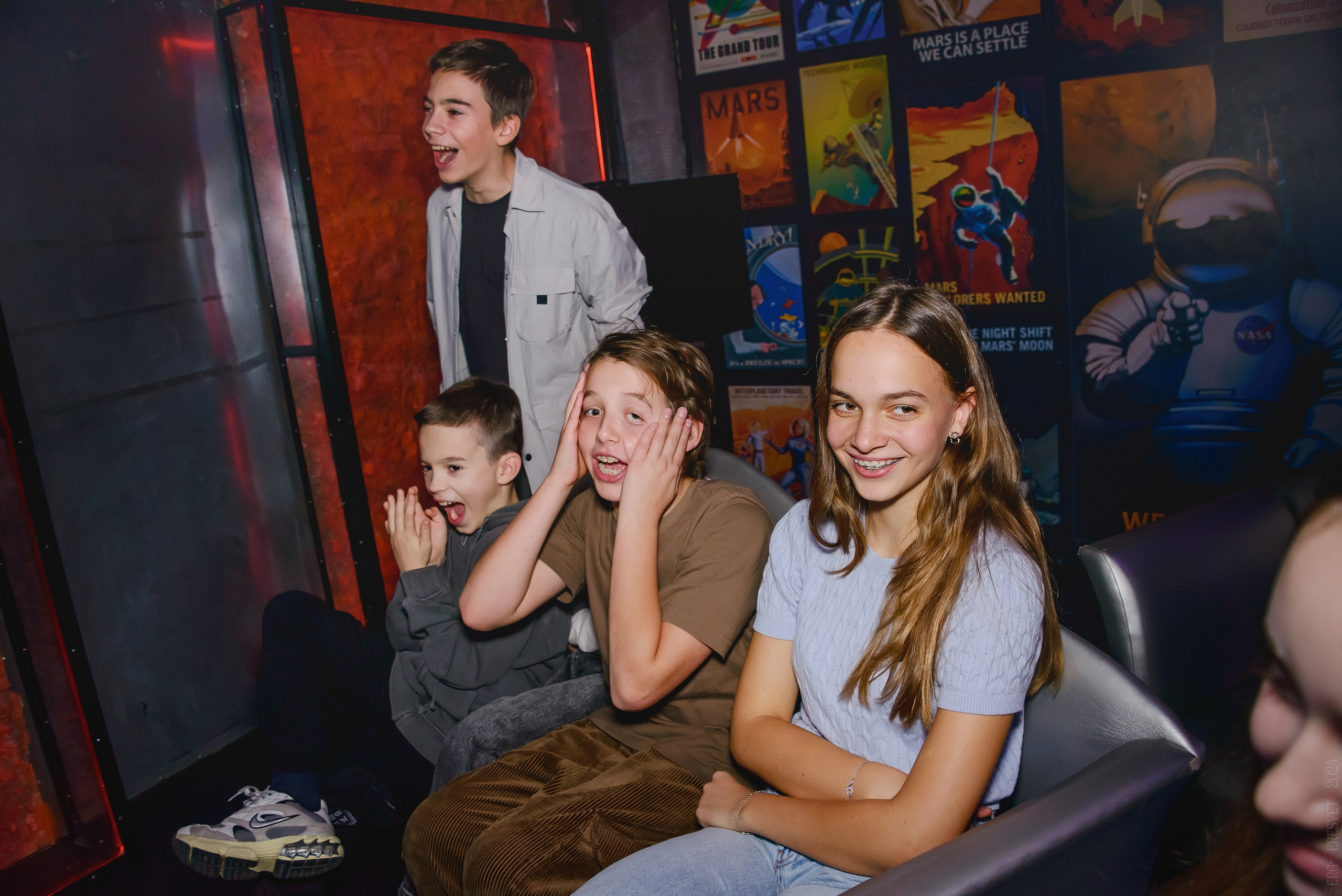 Треш-коробка. Ваш фотограф на праздник в Москве, Раменском, Жуковском, Люберцах