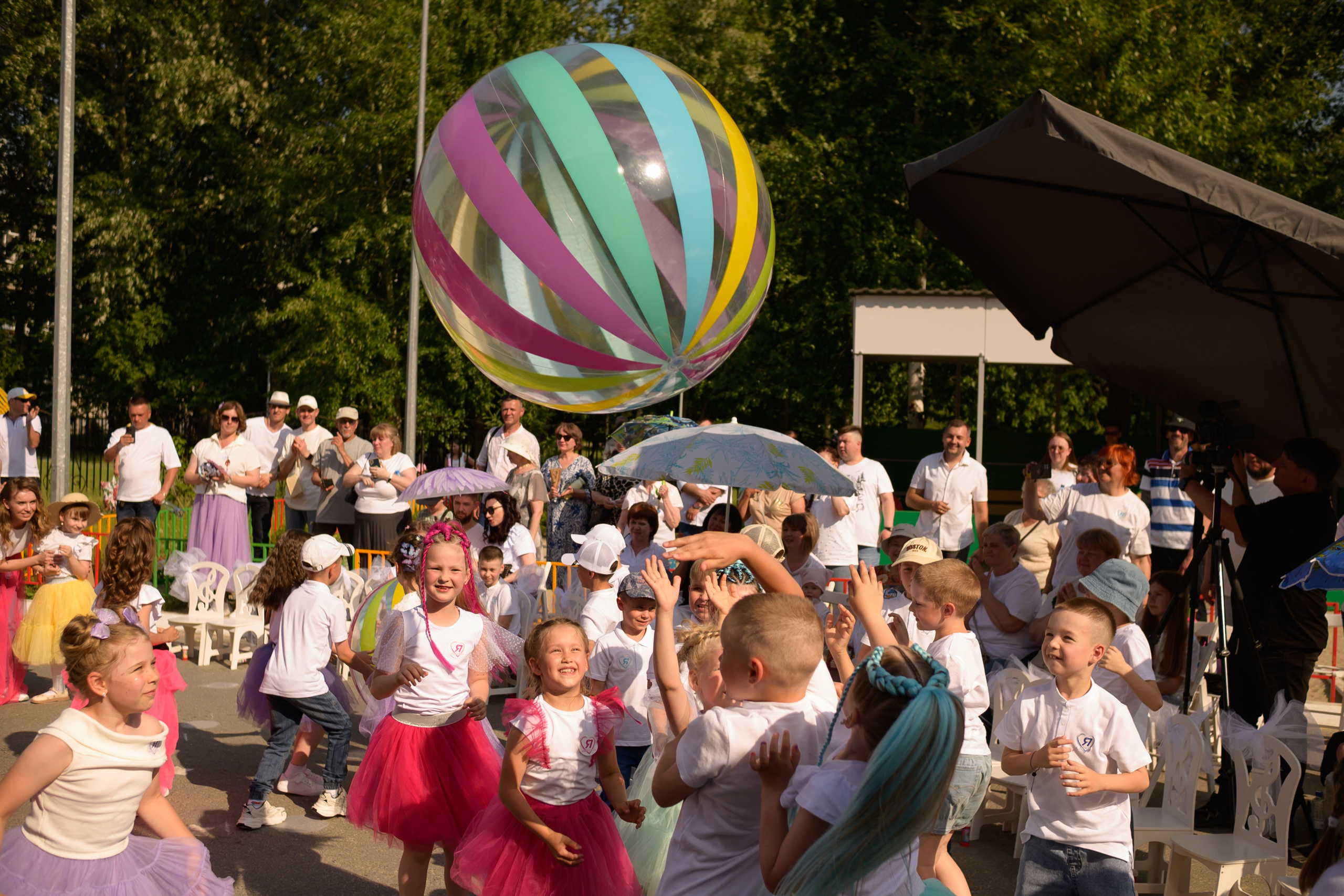 Репортаж выпускного группа «Фантазёры» 3 садик. Фотограф новорожденных, семейный детский в Тюмени Татьяна Морозова
