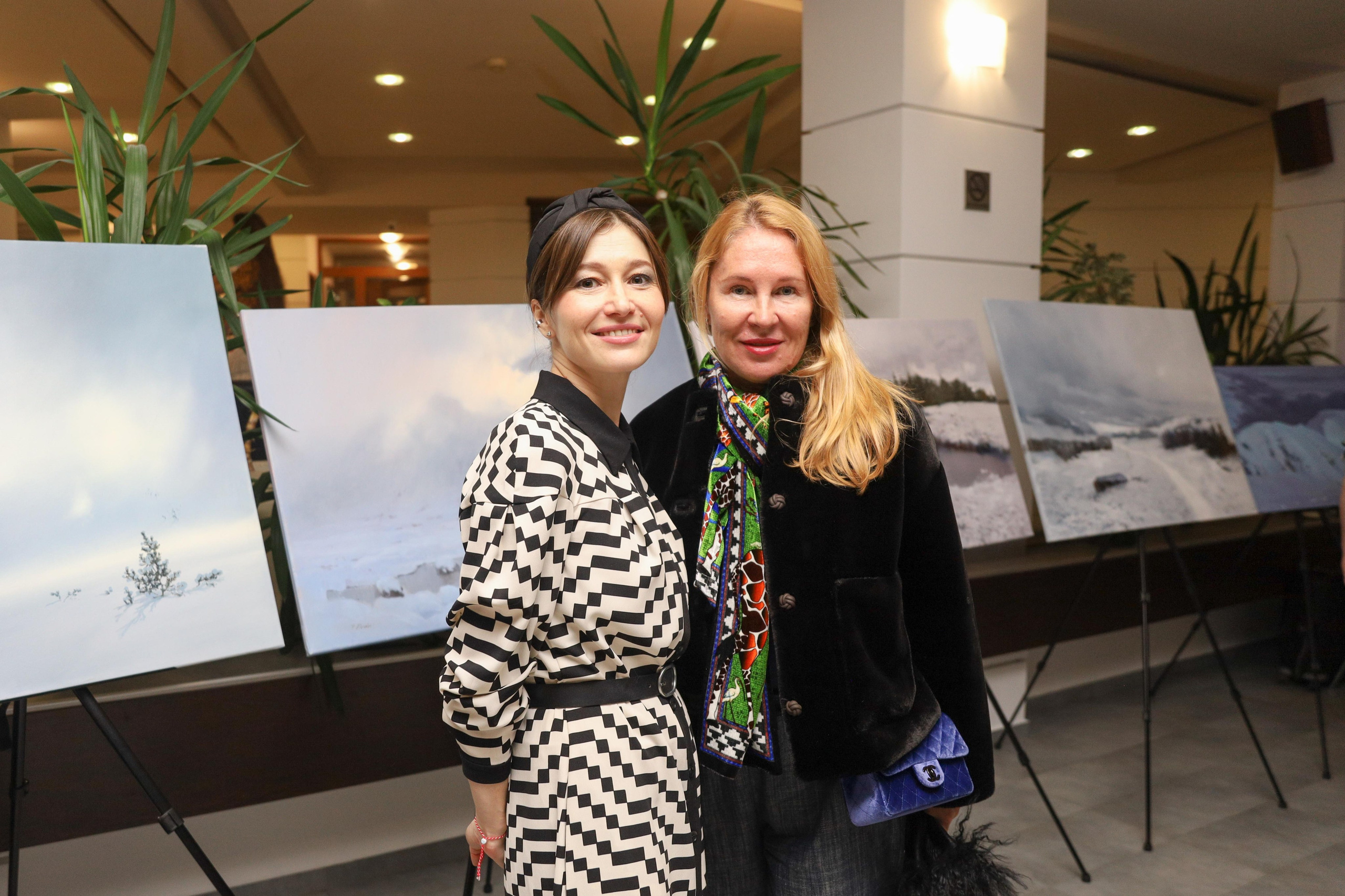 Изложба на Татьяна Дердей. Лариса Богомолова. Фотограф. Видеограф. Болгария