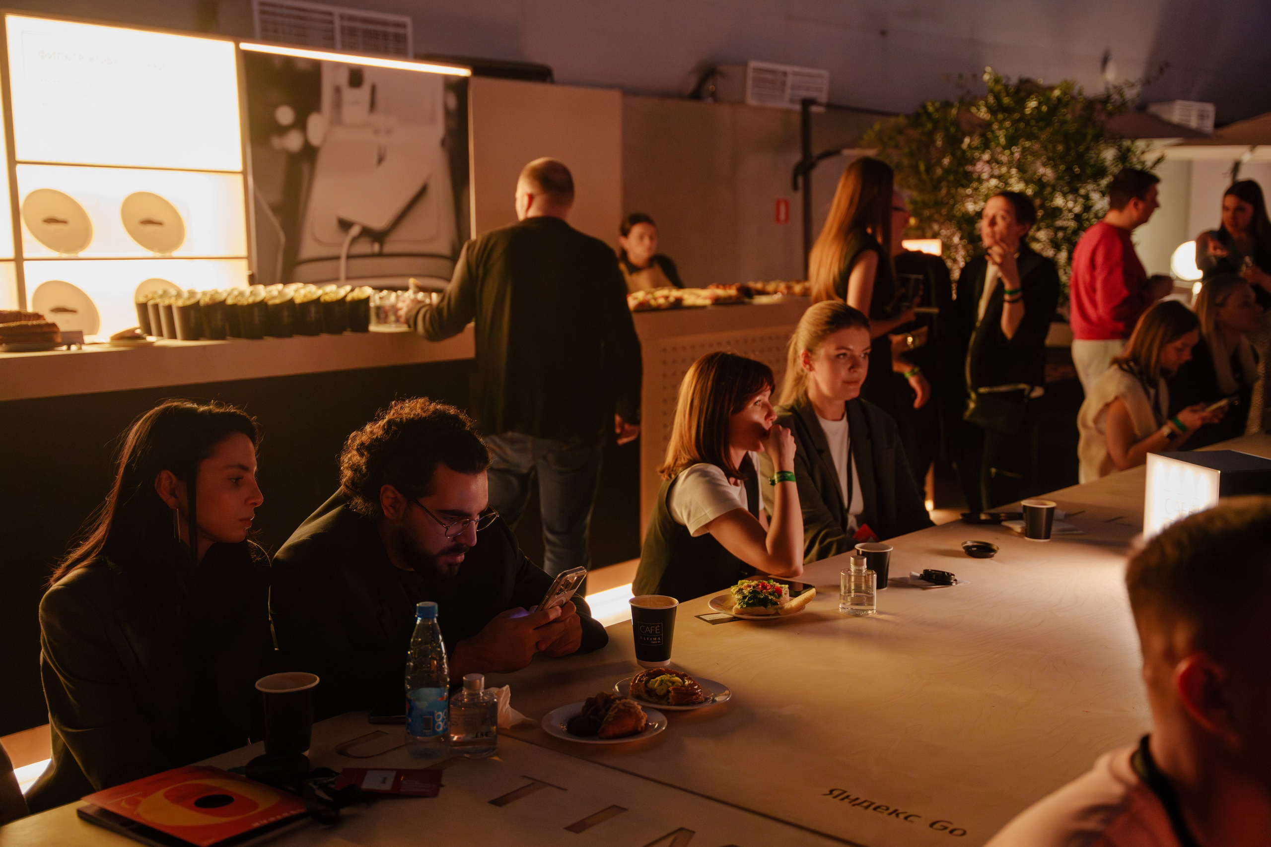 Фотограф на самую большую бизнес конференцию в России. Репортажный фотограф Москва Сергей Дружинин