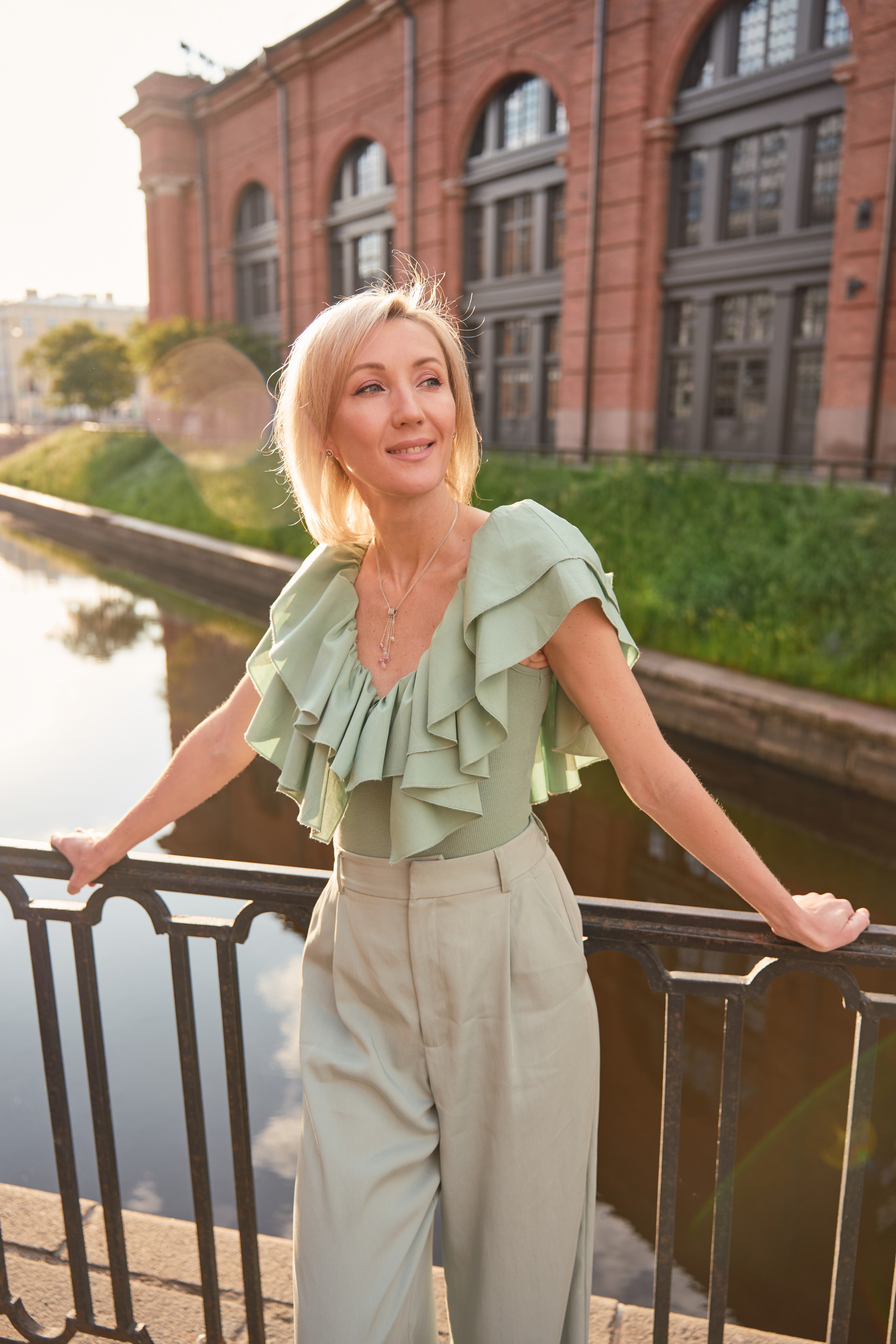 Прогулочная фотосессия в Санкт-Петербурге. Фотограф в Санкт-Петербурге/СПб Галямова Ульяна