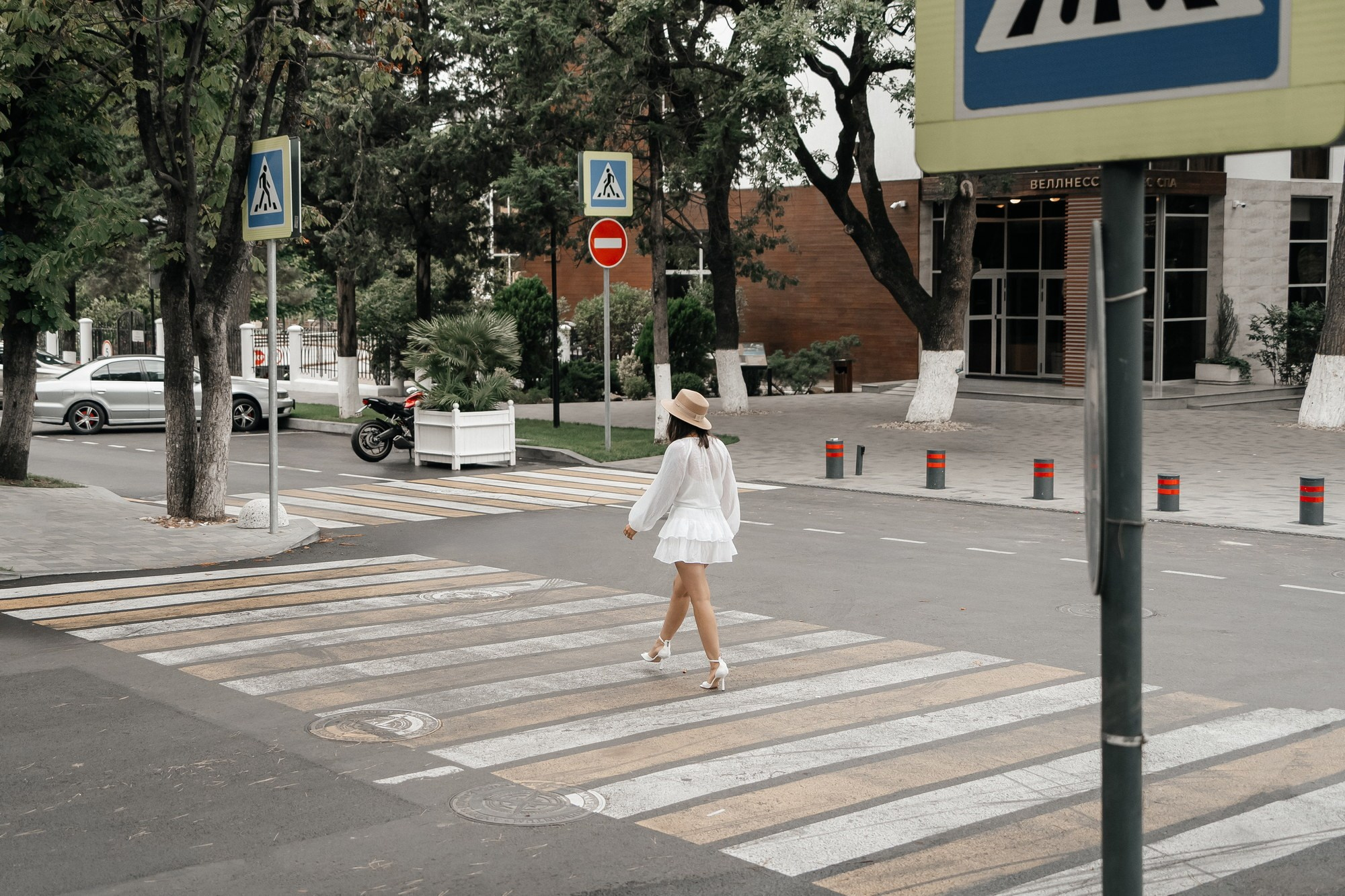 Фотосессия лавстори Виктор и Алина в Геленджике — фотограф Жанна Шестопалова