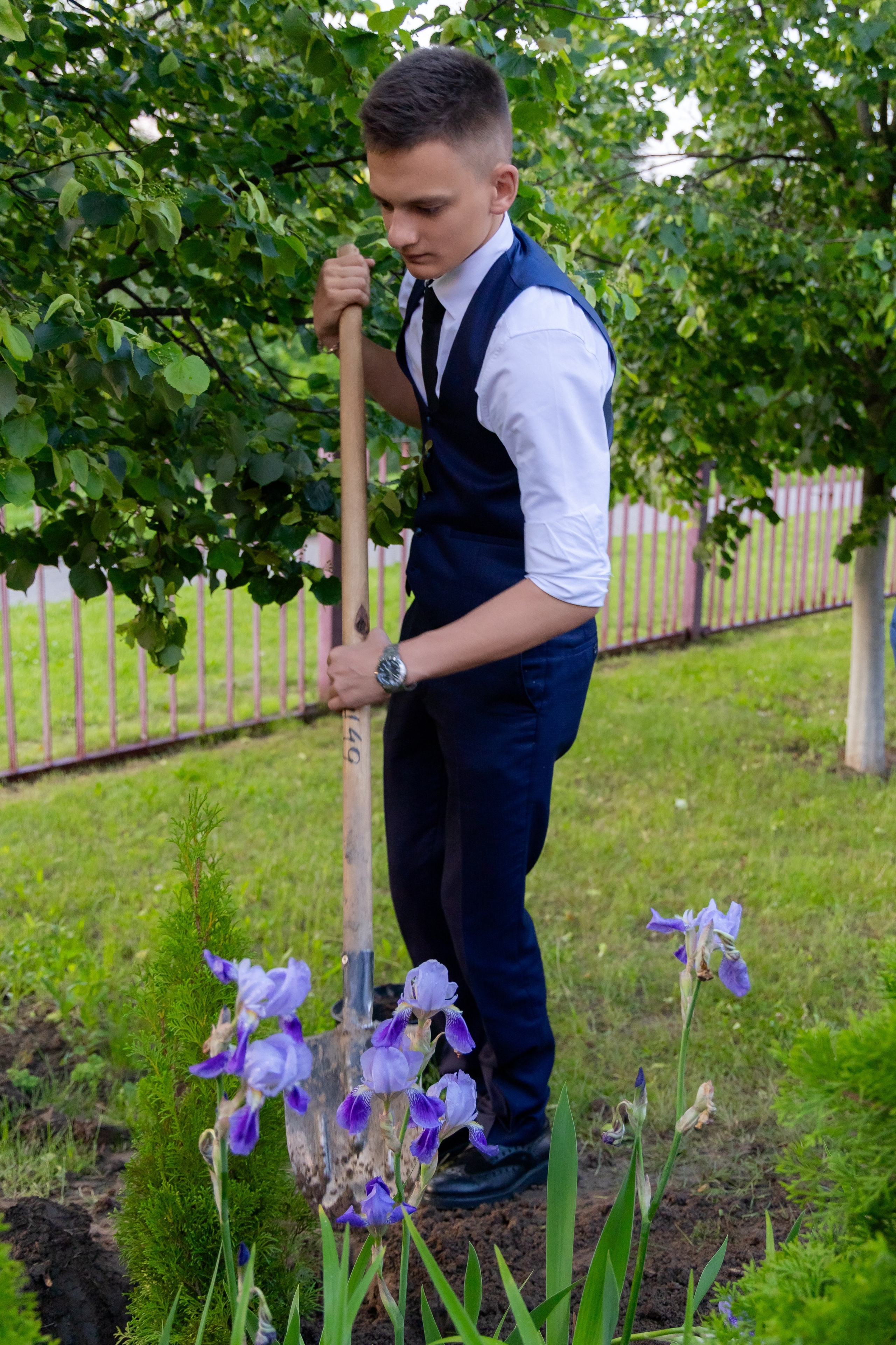 Школьный выпускной 2025 год в Минске, Беларуси. Свадебный фотограф в Минске/Беларуси Сергей Спиридонов