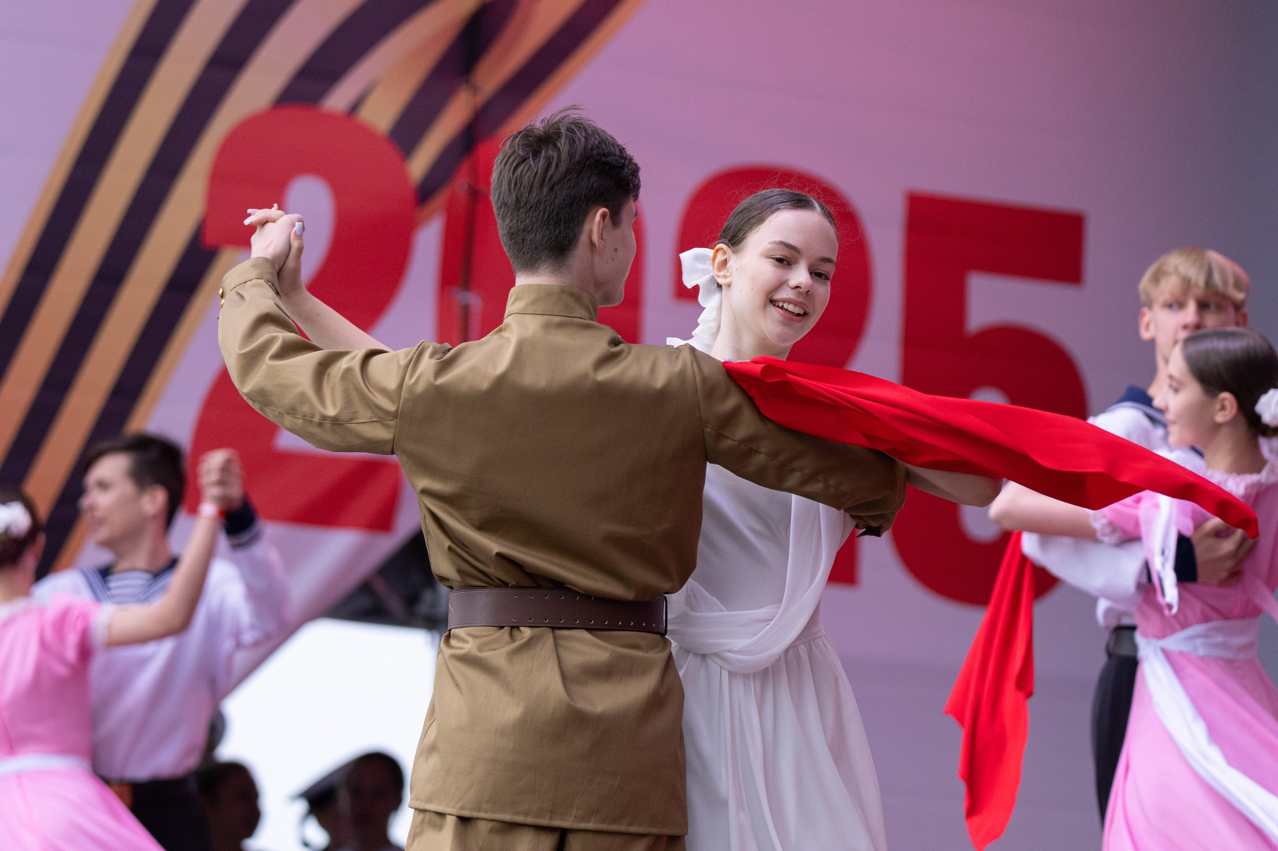 9 мая, выступления 2025 г. Олег Катакинов| Репортажный фотограф в городе у моря (Владивосток)