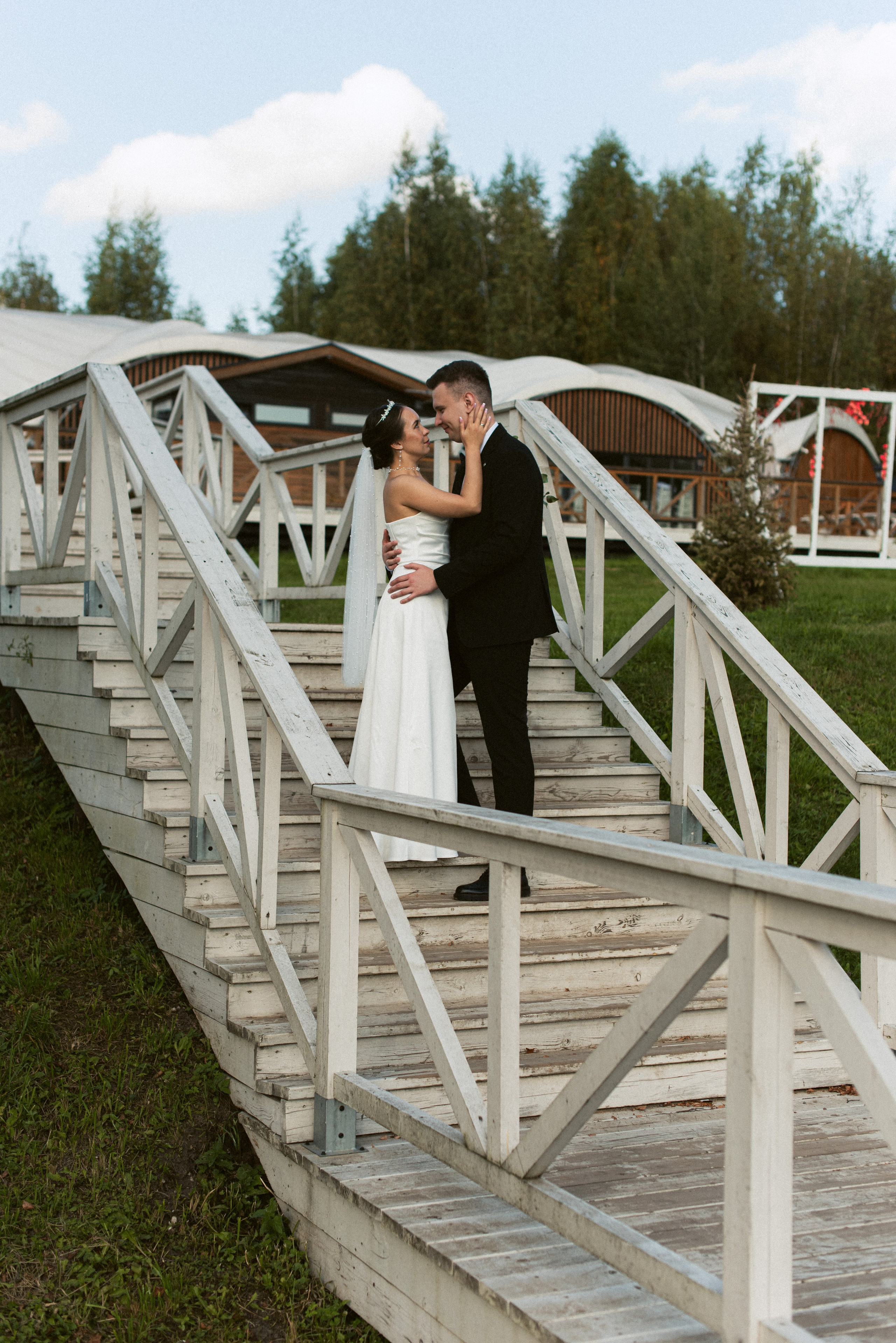 Свадебная фотосессия: свадьба в Южном Бутово и прогулка в Усадьбе Гребнево | Алёна Макеева. Свадебный и семейный фотограф в Москве и МО (Фрязино, Королёв, Коломна) Макеева Алёна
