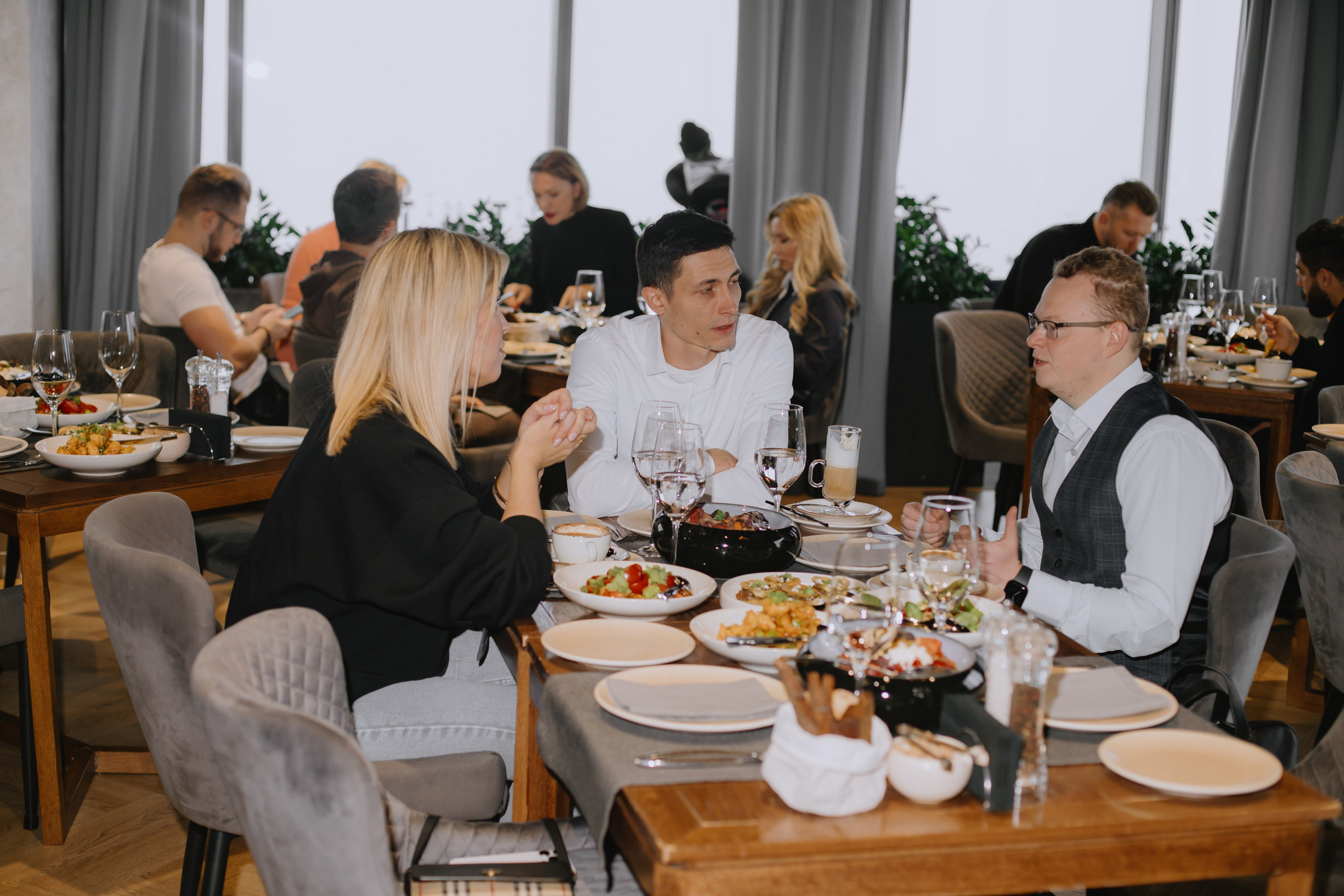 Бизнес завтрак на 89 этаже. Фотограф в Москве и Санкт-Петербурге Дарина