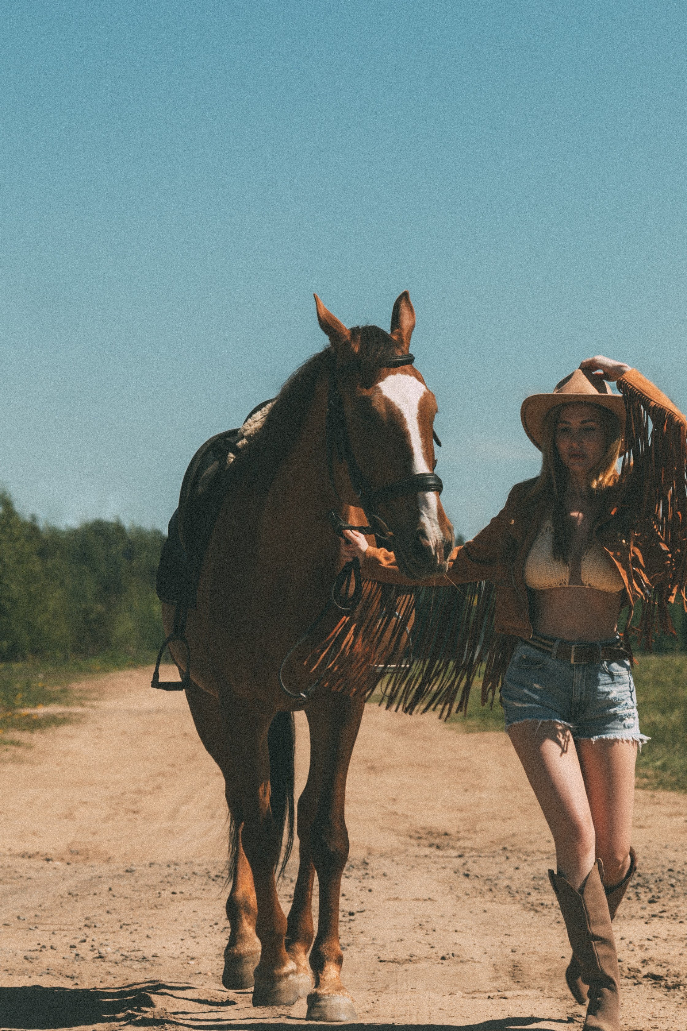 Улица & природа. Модель Москва каталожная и творческая съемка Anna Antlers