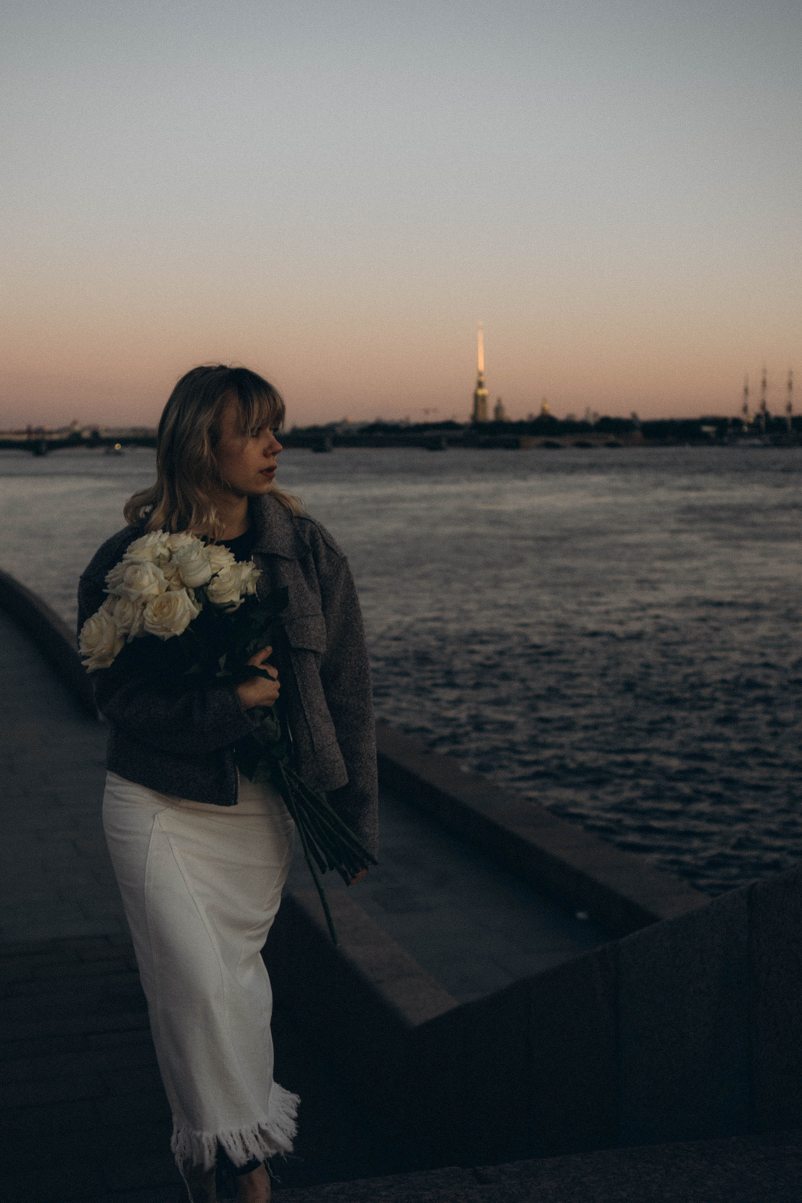 ПРОГУЛКА ПО ГОРОДУ В БЕЛЫЕ НОЧИ (другой вариант). Профессиональный фотограф, Санкт-Петербург — Виктория Богомолова