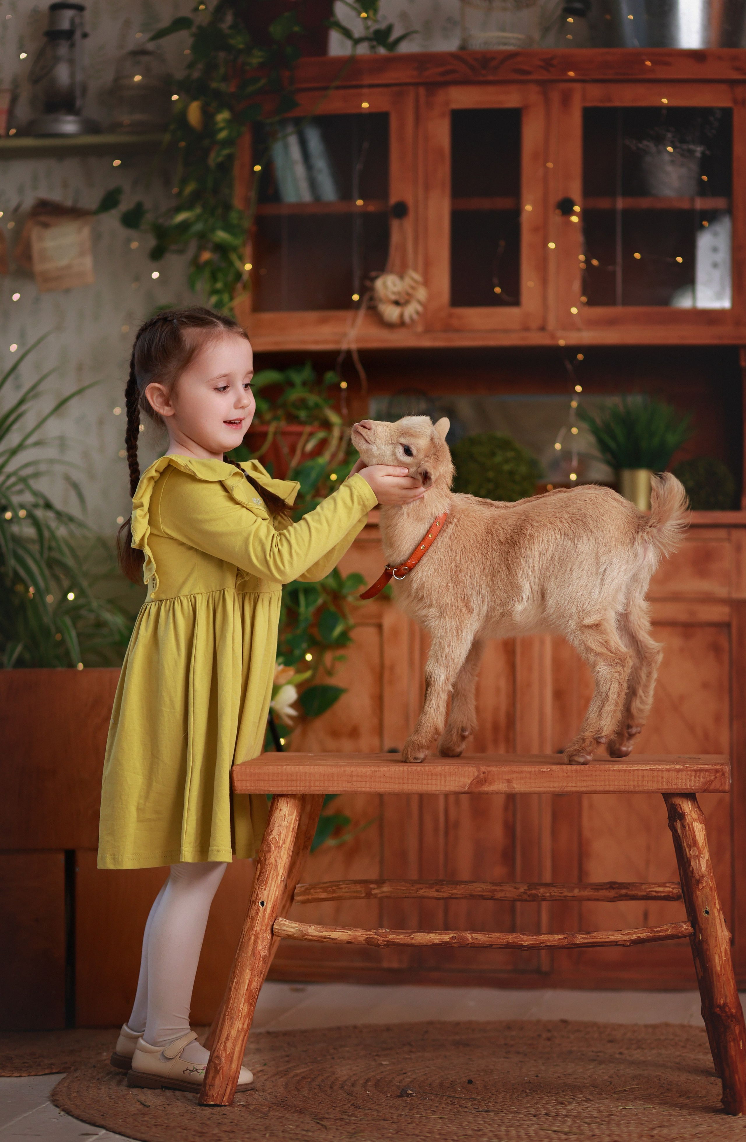 Фотопроект с козочкой и кроликами. Детский семейный фотограф Краснодар