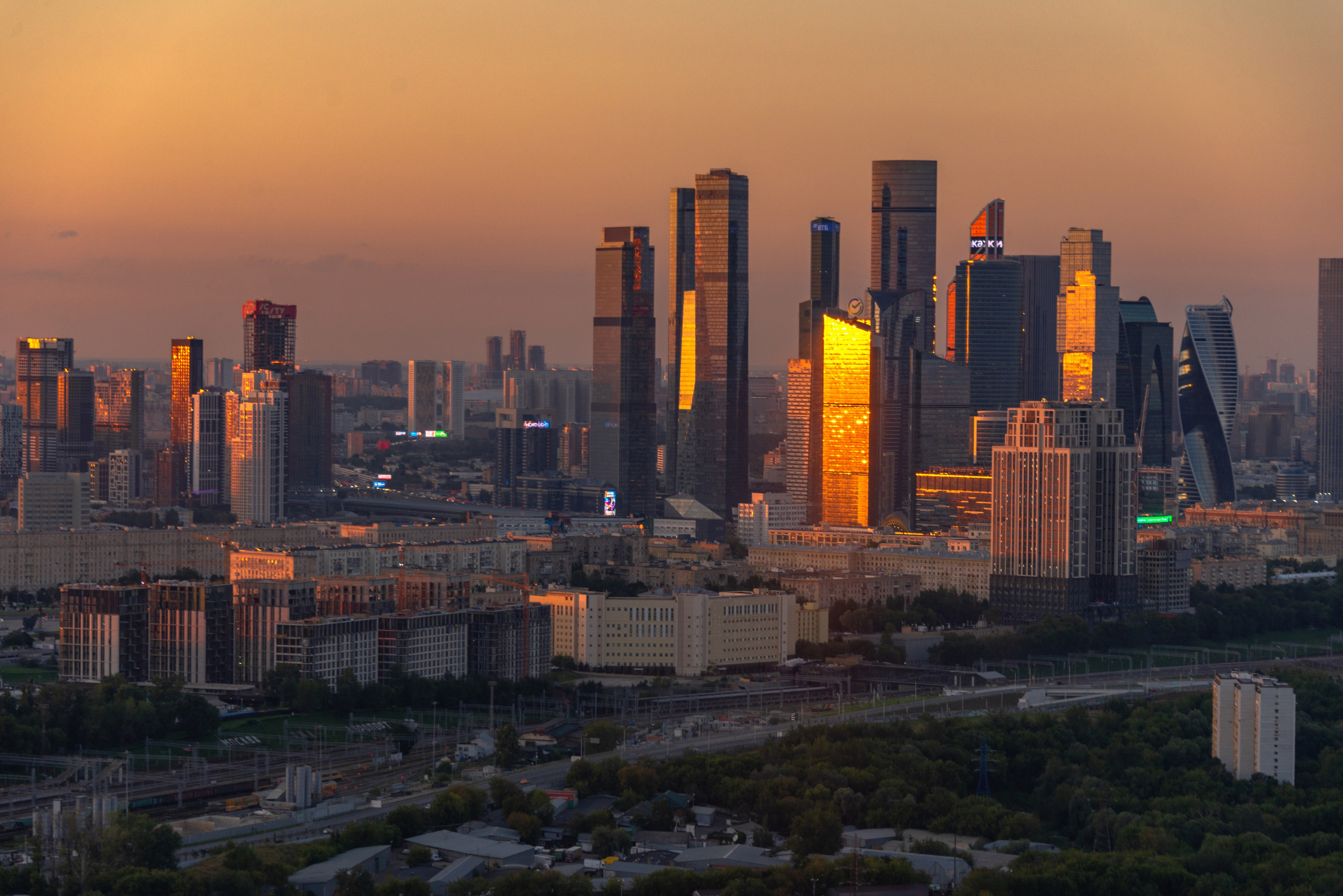 Просто на крышу. Фотограф Лара Кучина