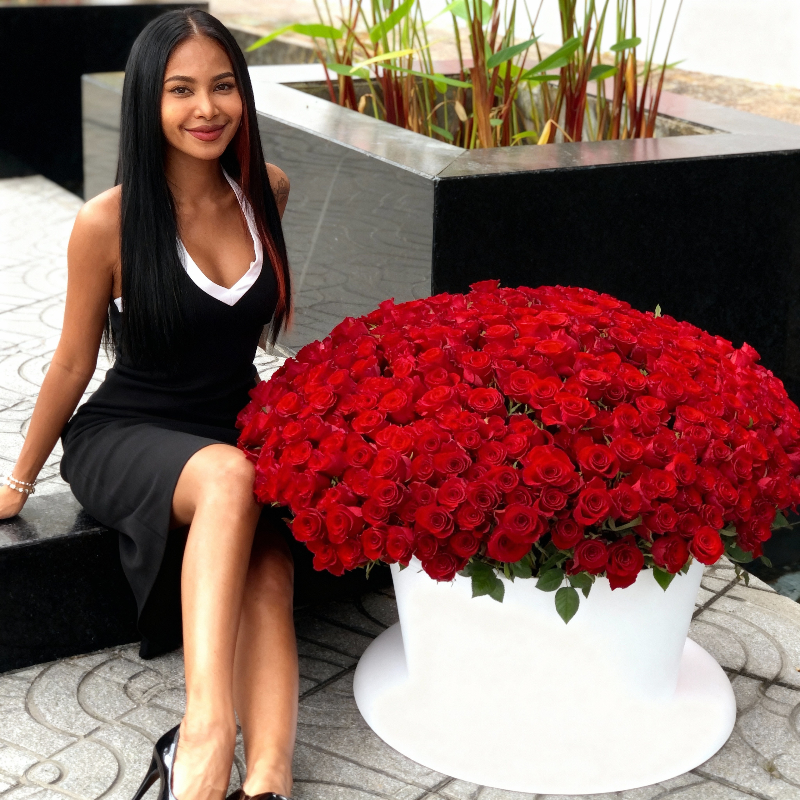 Каталог для цветочного. Ангелина Овсянникова | Гиперреалистичные ИИ-фотосессии для брендов