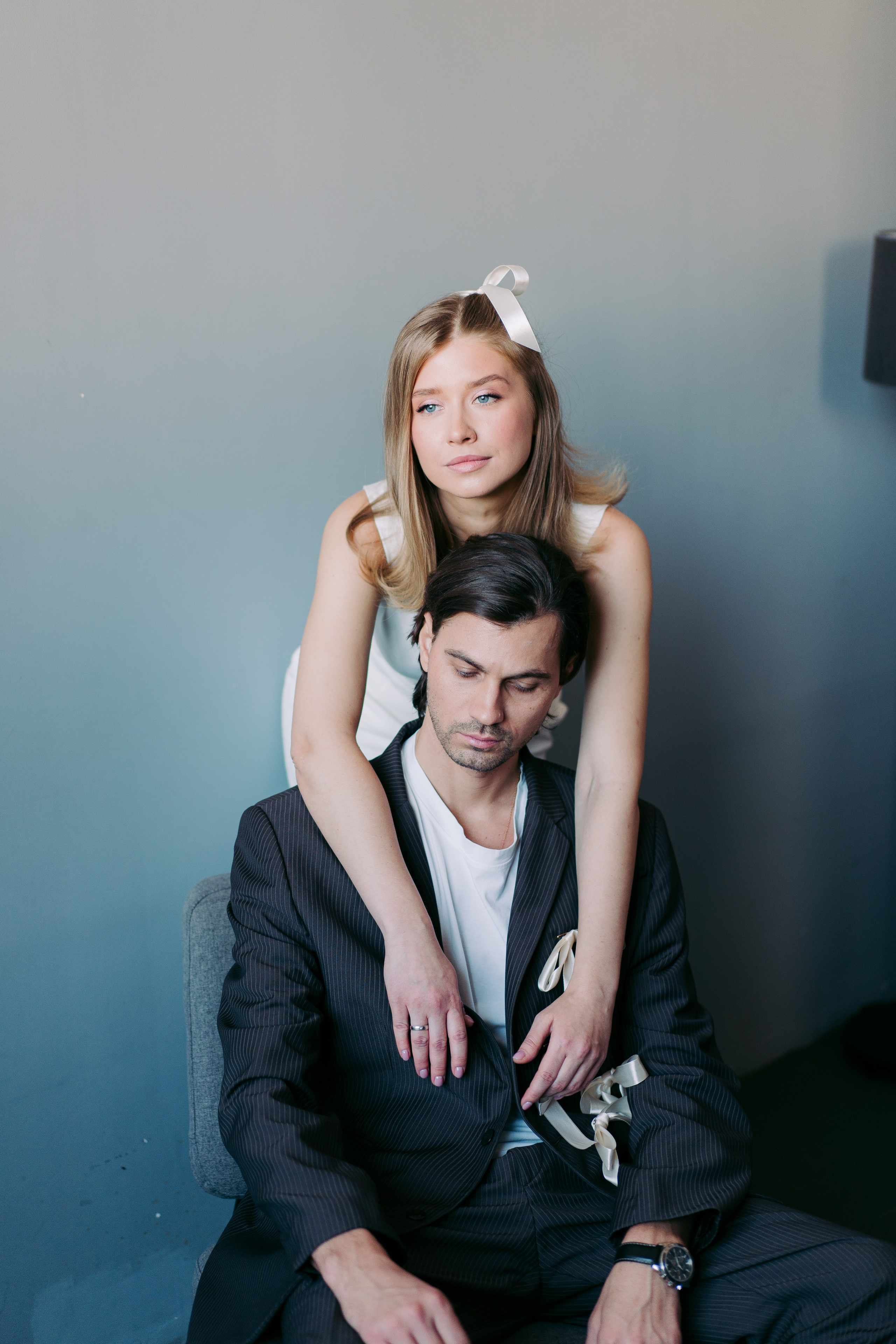 Свадебная фотосессия для двоих в студии, камерная свадьба в Москве