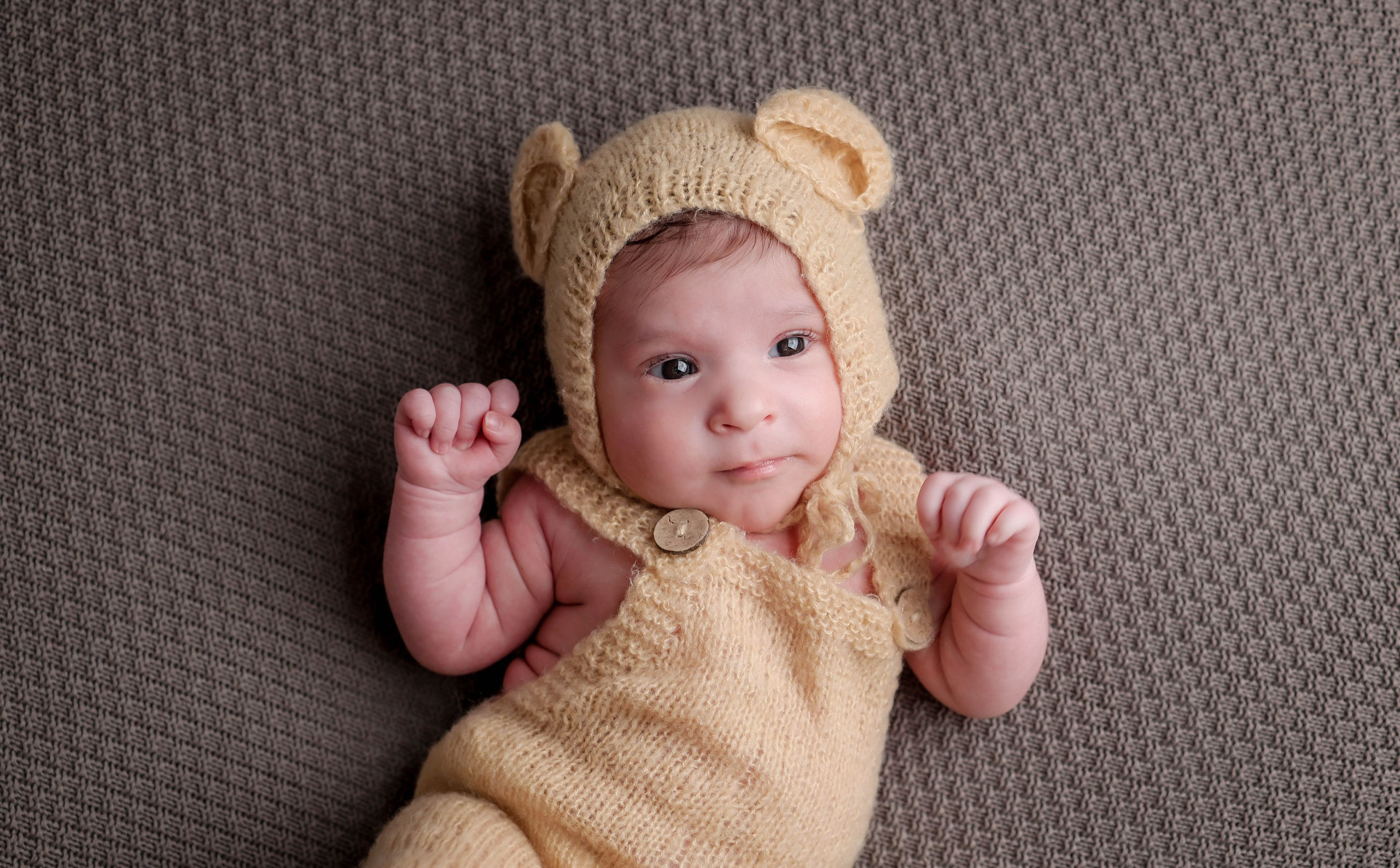 Новорожденные съёмки. Alexsaphoto.ru