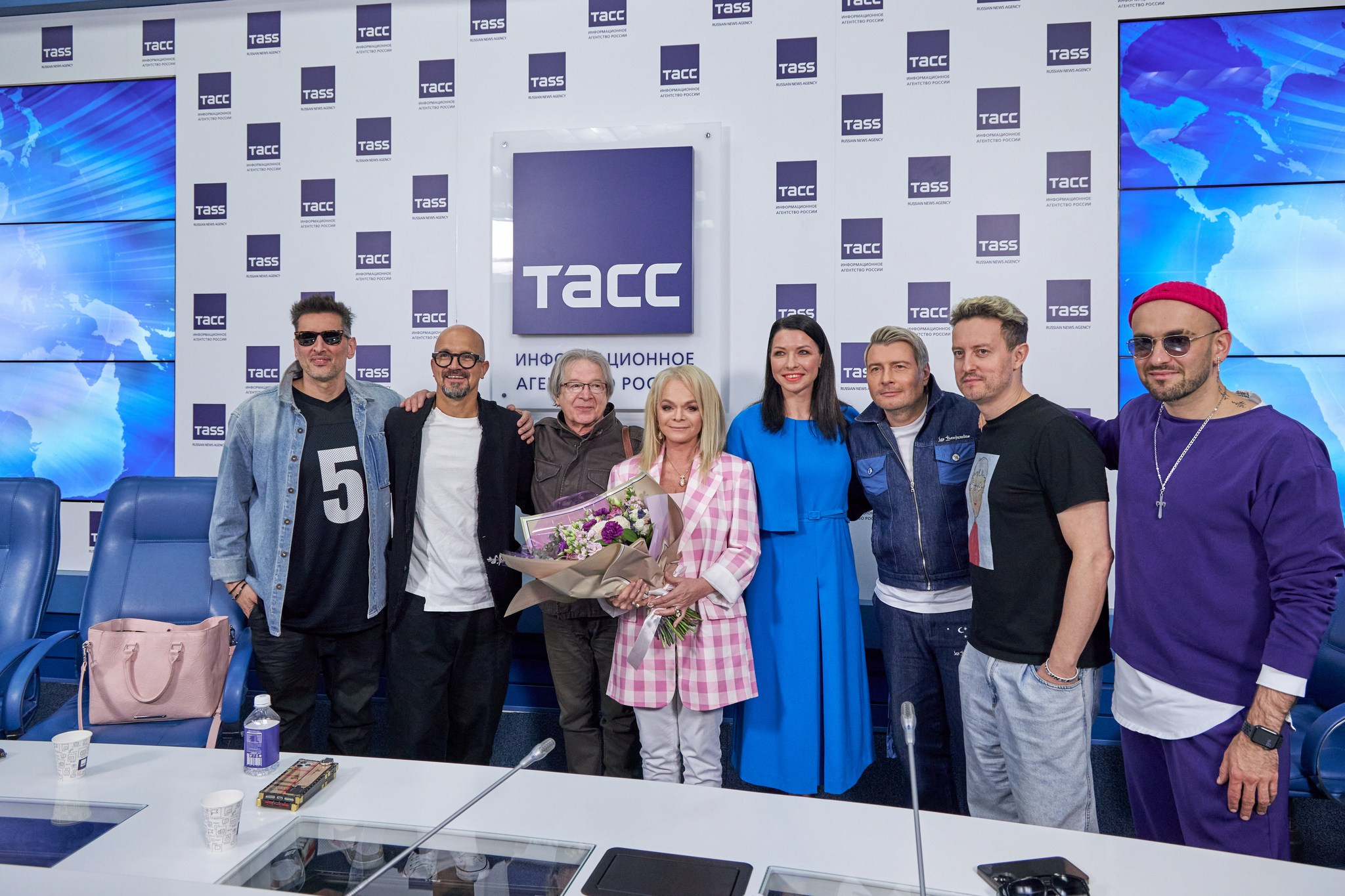 Конференция 50 ЛЕТ НА СЦЕНЕ. ЮБИЛЕЙНЫЙ КОНЦЕРТ ЛАРИСЫ ДОЛИНОЙ. Репортажный, семейный и студийный фотограф в Москве Демин Алексей